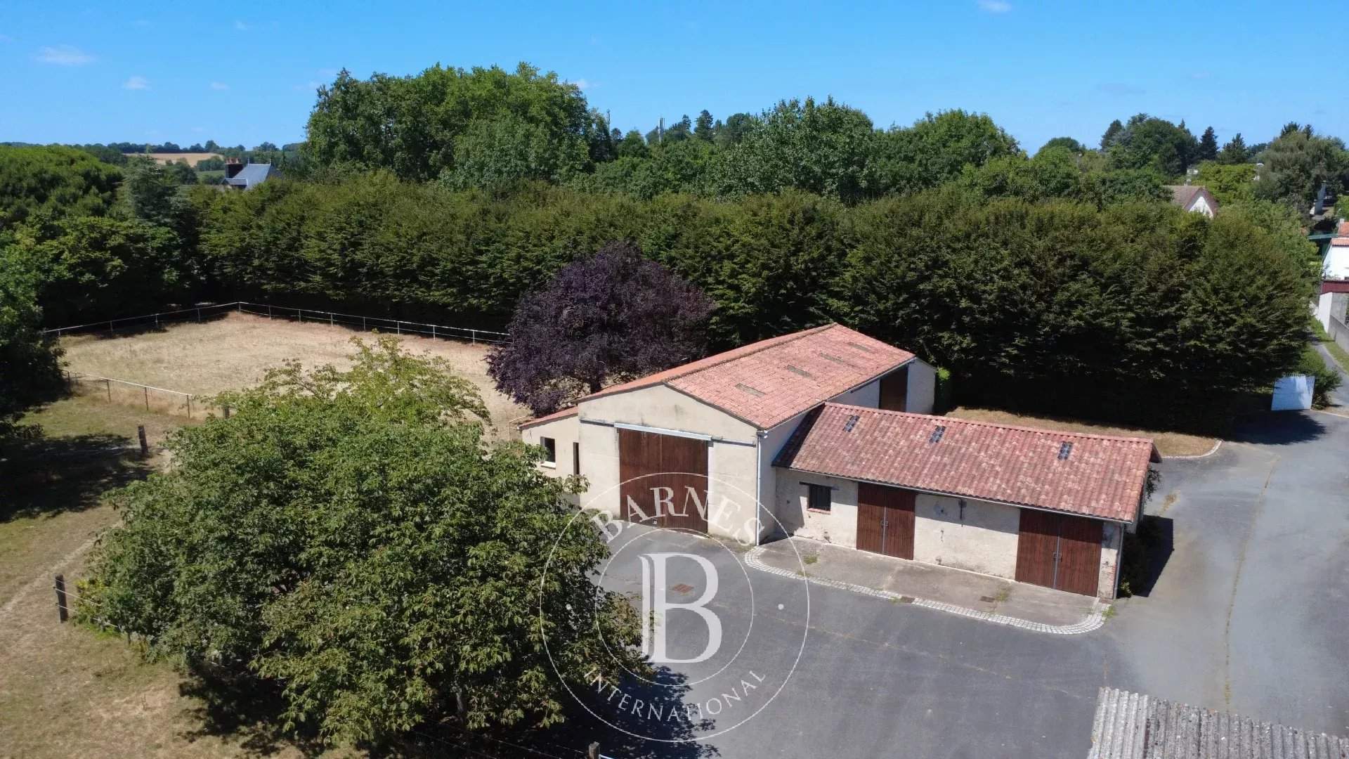 Pouzauges  - Manoir 10 Pi&egrave;ces 5 Chambres - picture 10