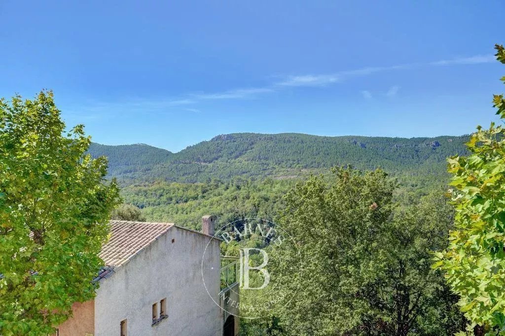 Bagnols-en-Forêt  - Appartement 4 Pi&egrave;ces 2 Chambres - picture 1