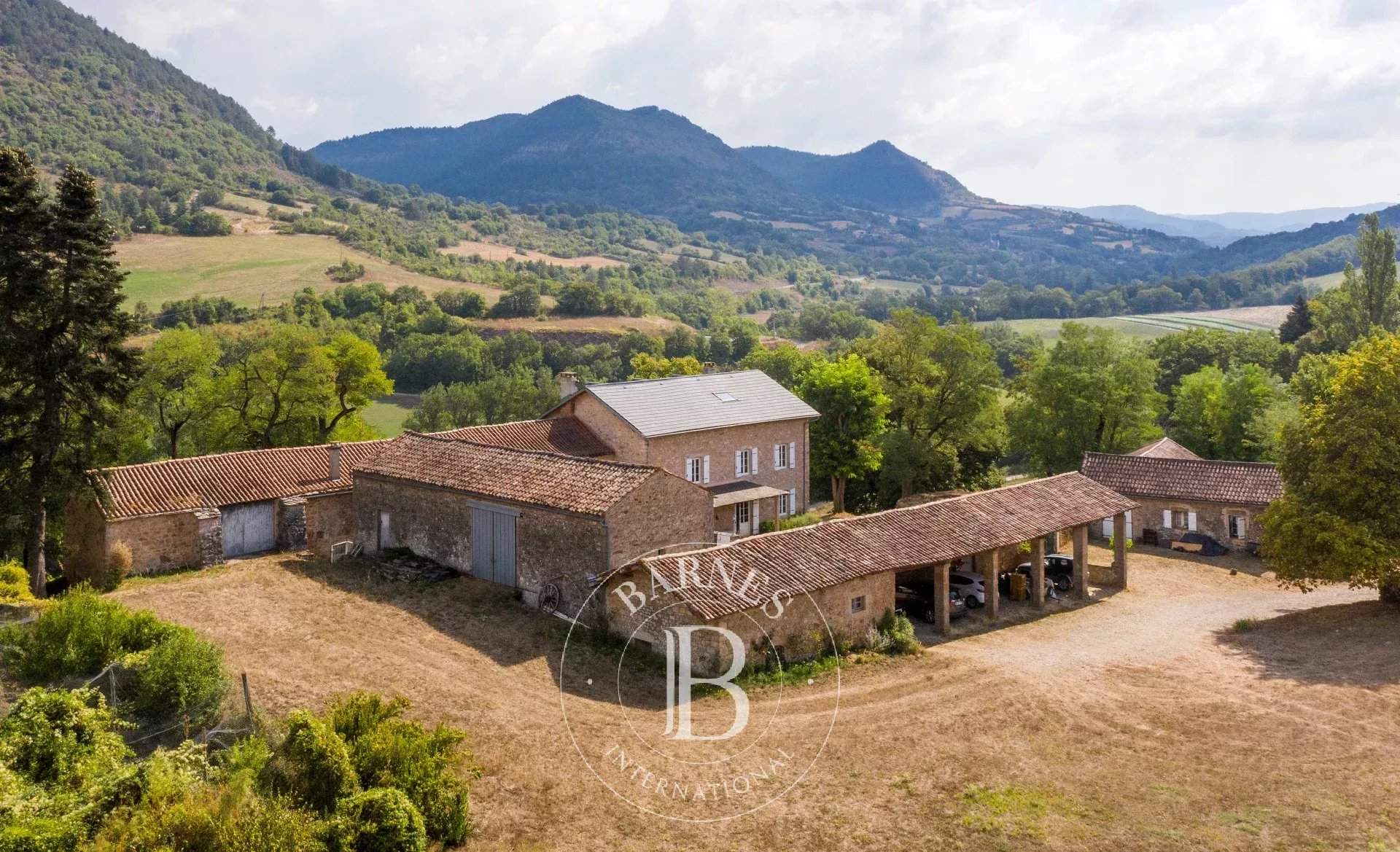 Saint-Affrique  - Property 8 Bedrooms - picture 2