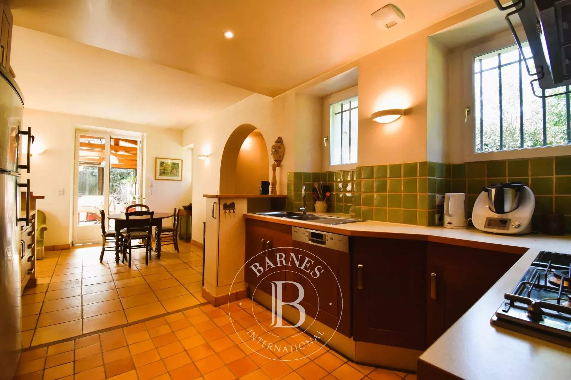 Chevreuse  - Maison 17 Pi&egrave;ces 9 Chambres - picture 10