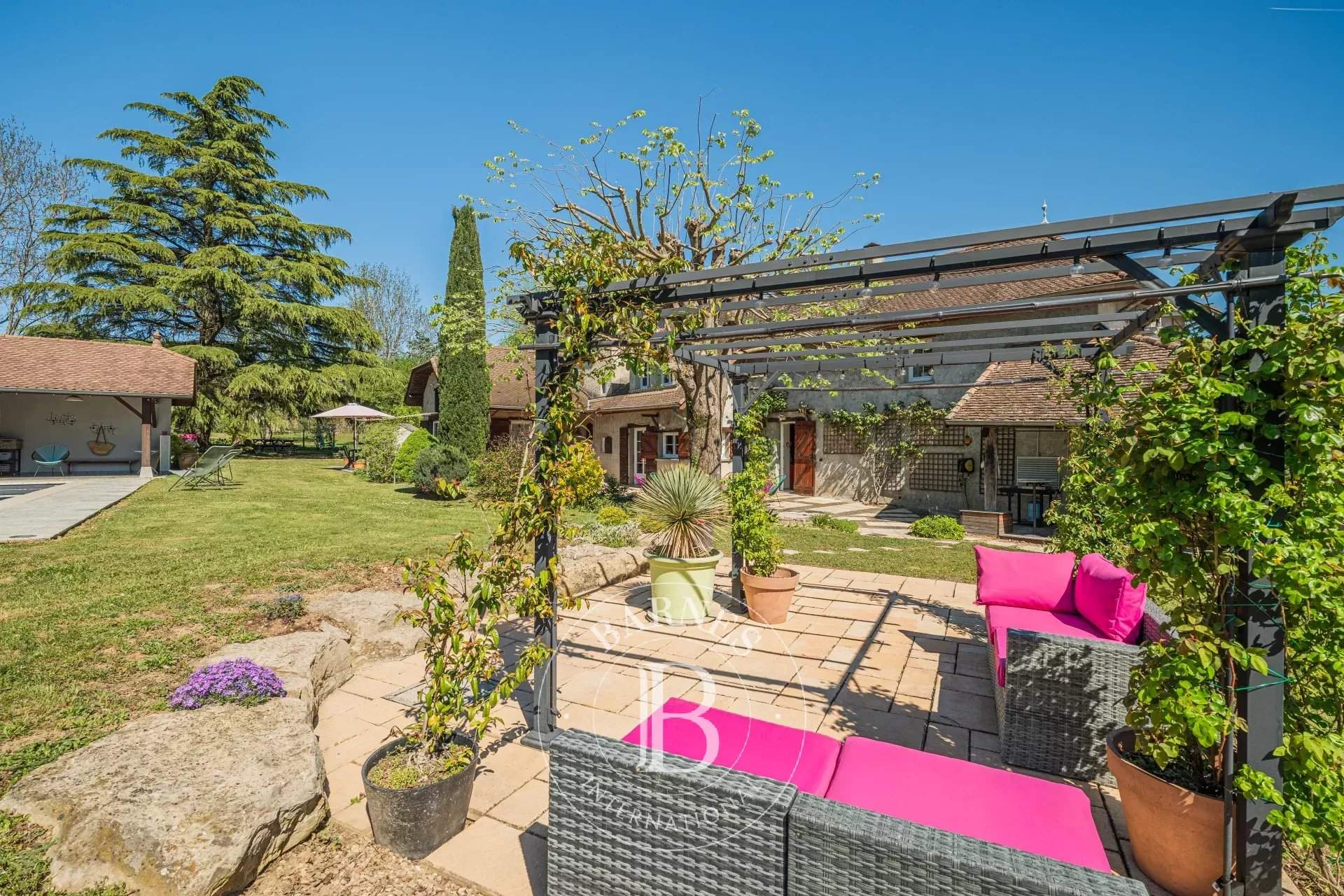 Bourgoin-Jallieu  - Maison 8 Pi&egrave;ces 5 Chambres - picture 18