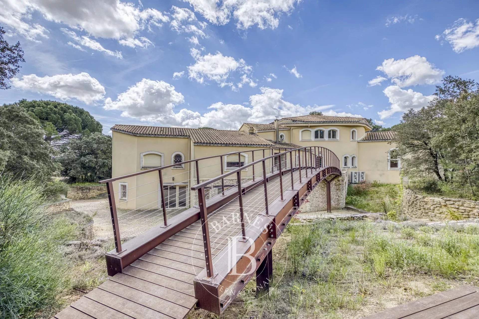 Suze-la-Rousse  - Maison 30 Pièces 11 Chambres - picture 8