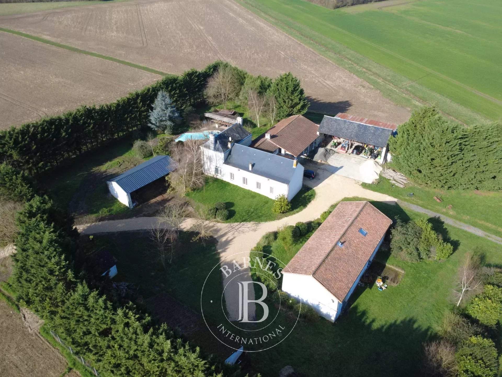 Châtellerault  - Manoir 9 Pi&egrave;ces 6 Chambres - picture 20