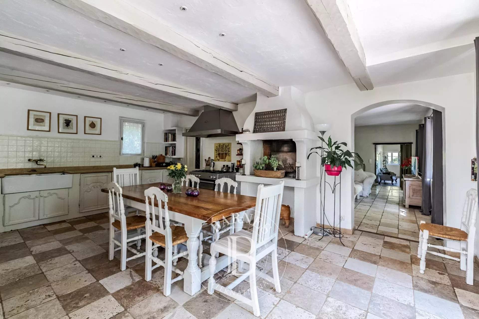 Salernes  - Maison d'hôtes 10 Pi&egrave;ces 6 Chambres - picture 18