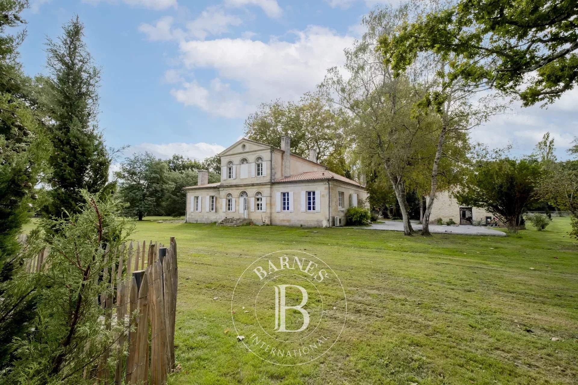 Saint-Vivien-de-Médoc  - Propriété 7 Pi&egrave;ces 4 Chambres - picture 7