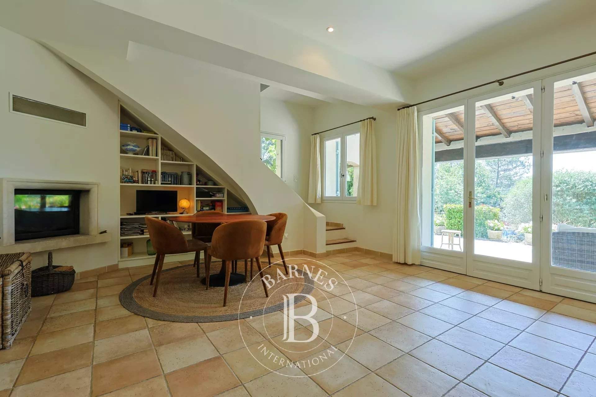 Saint-Maximin-la-Sainte-Baume  - Maison 8 Pi&egrave;ces 5 Chambres - picture 12