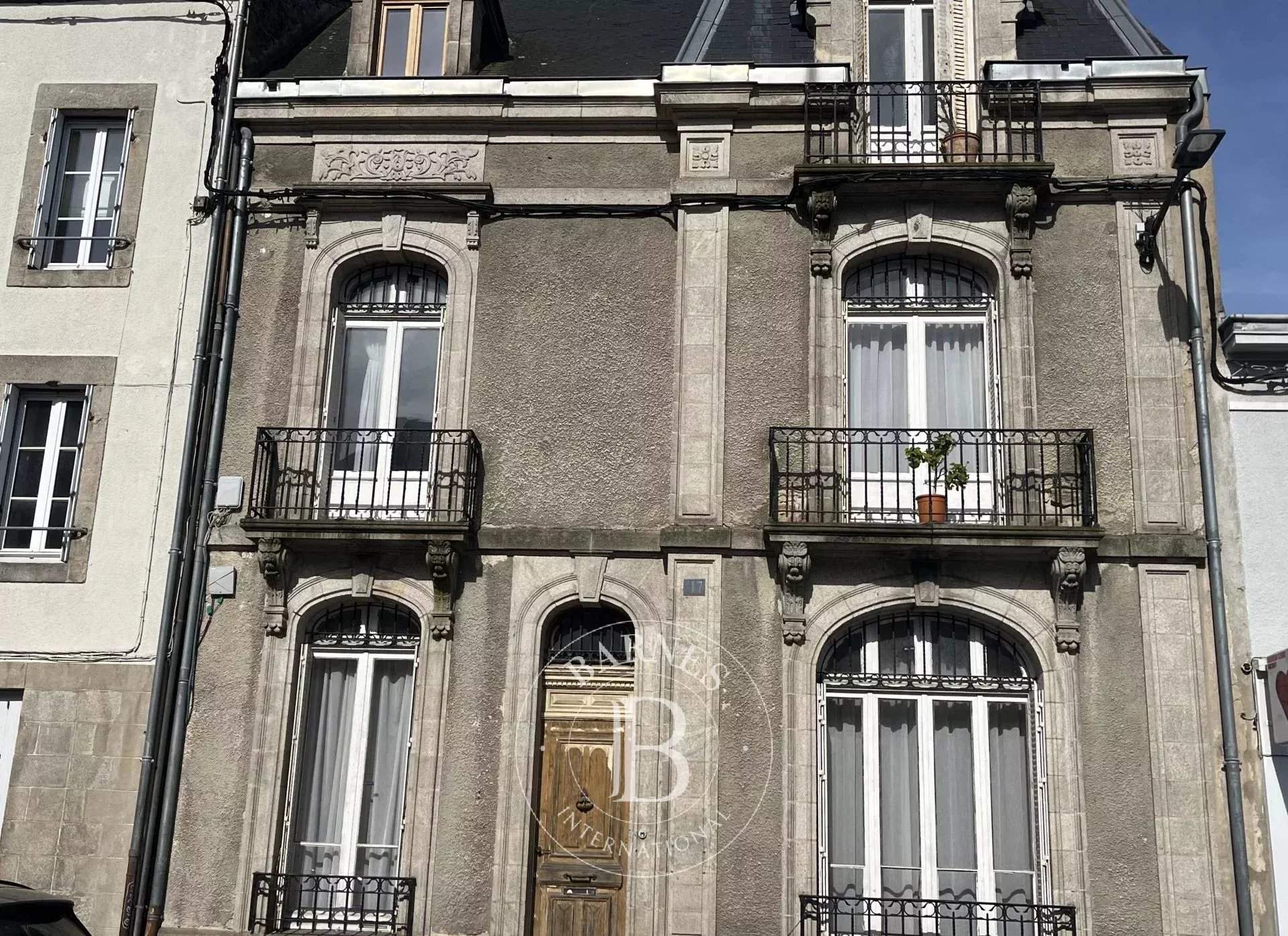 Vannes  - Hôtel particulier 8 Pièces 5 Chambres - picture 1
