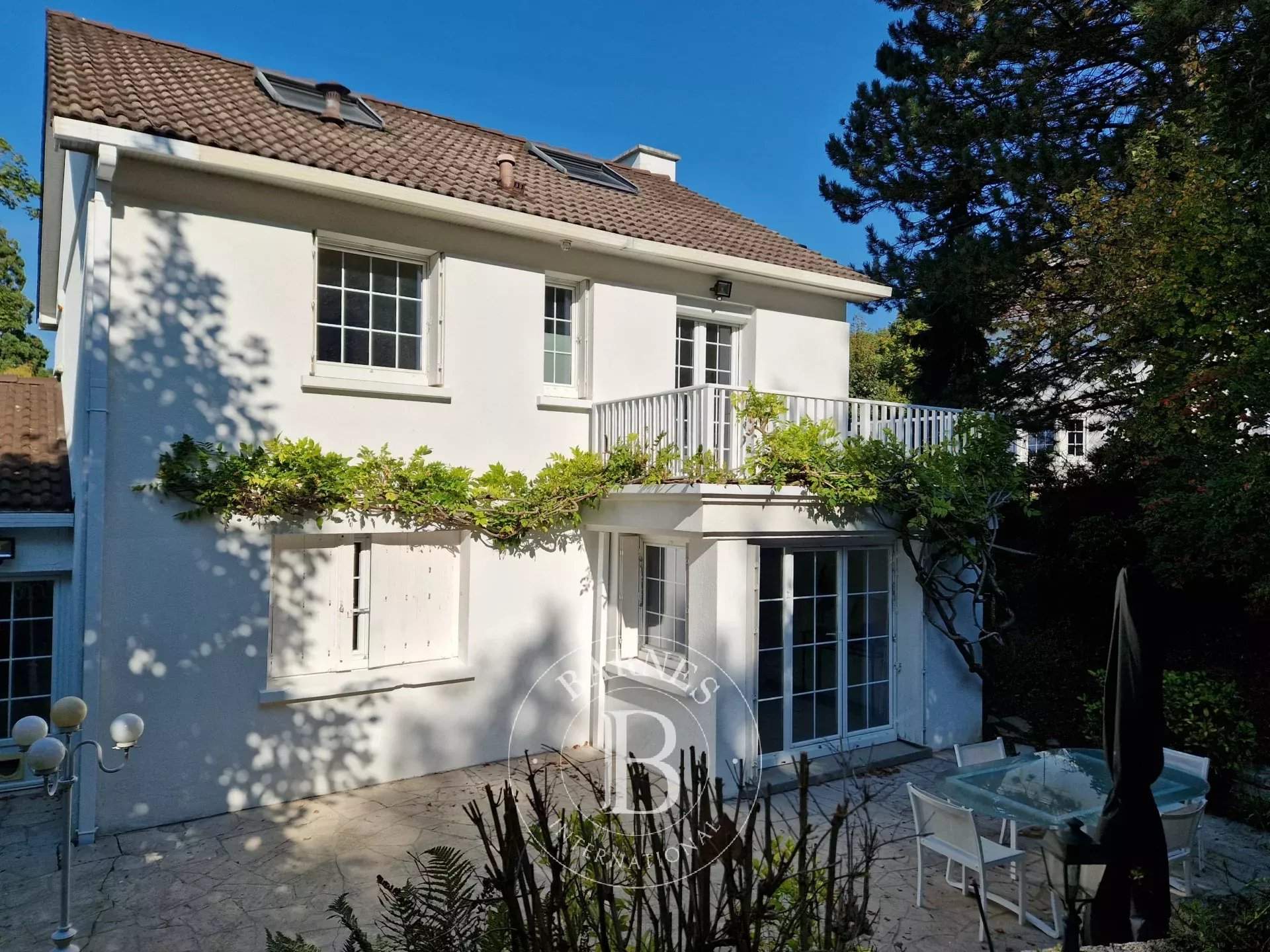 Triel-sur-Seine  - Maison 8 Pi&egrave;ces 5 Chambres - picture 1