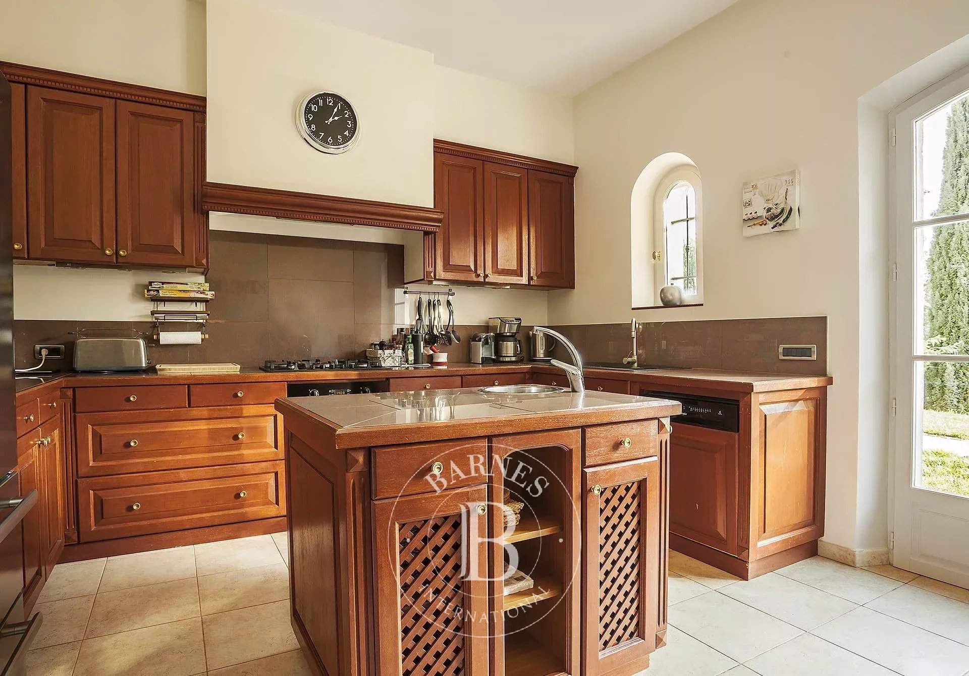 Flayosc  - Bastide 10 Pi&egrave;ces 5 Chambres - picture 10