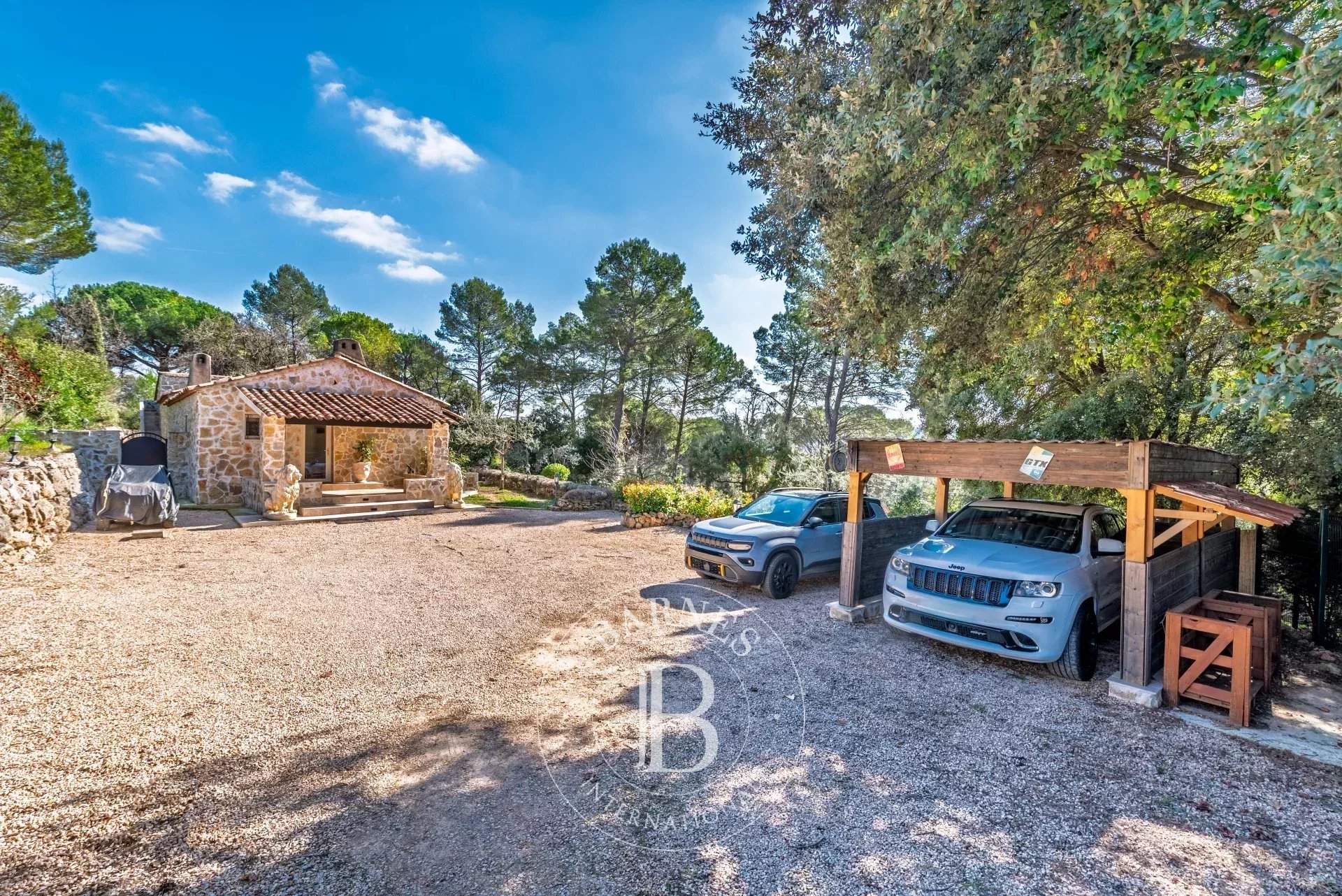 Bagnols-en-Forêt  - Mas 7 Pi&egrave;ces 3 Chambres - picture 7