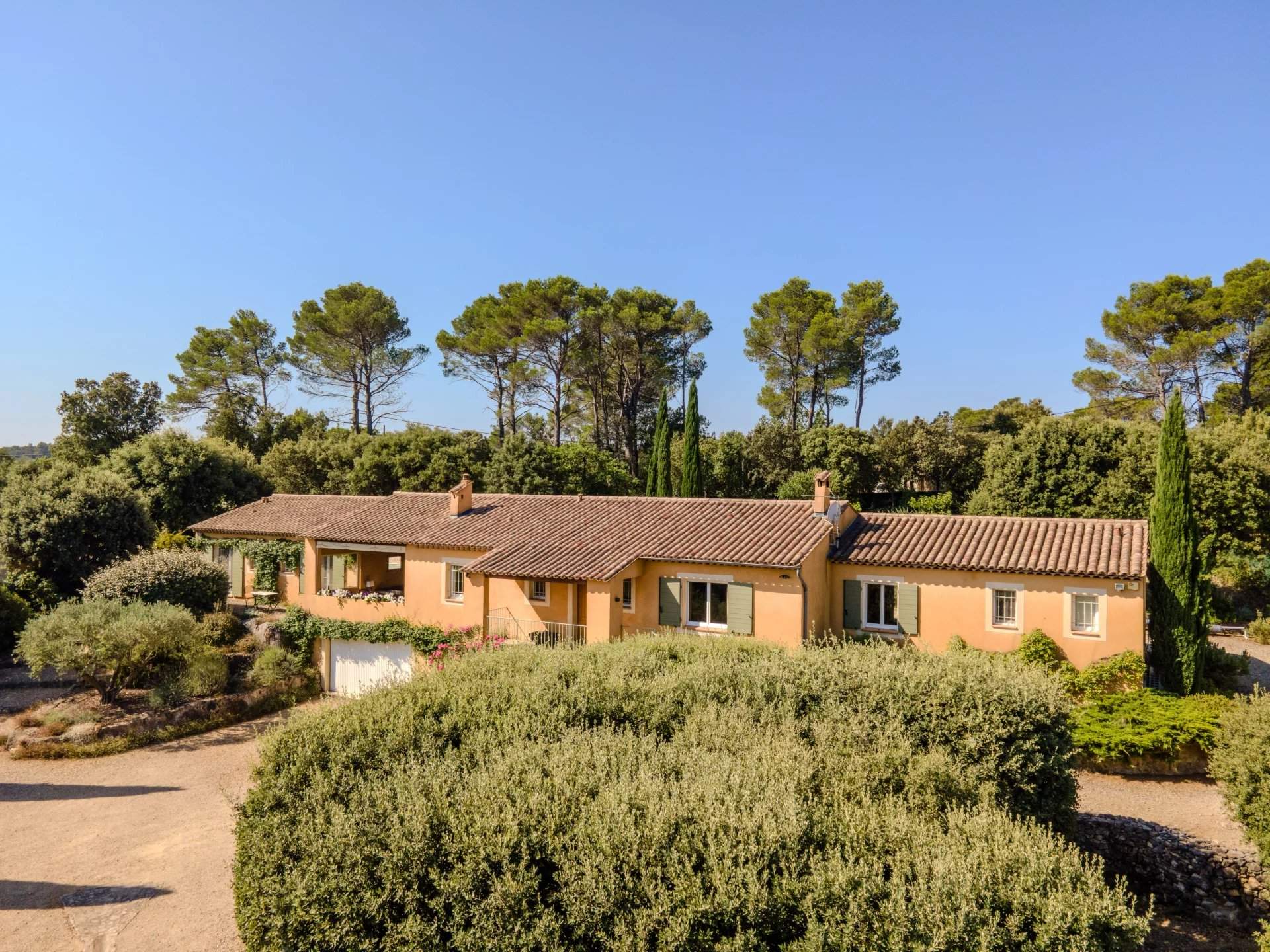 Lorgues  - Villa 7 Pi&egrave;ces 5 Chambres - picture 4