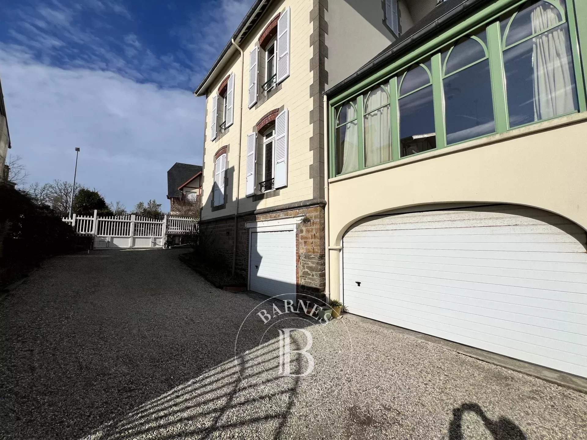 Granville  - Villa 7 Pi&egrave;ces 5 Chambres - picture 5