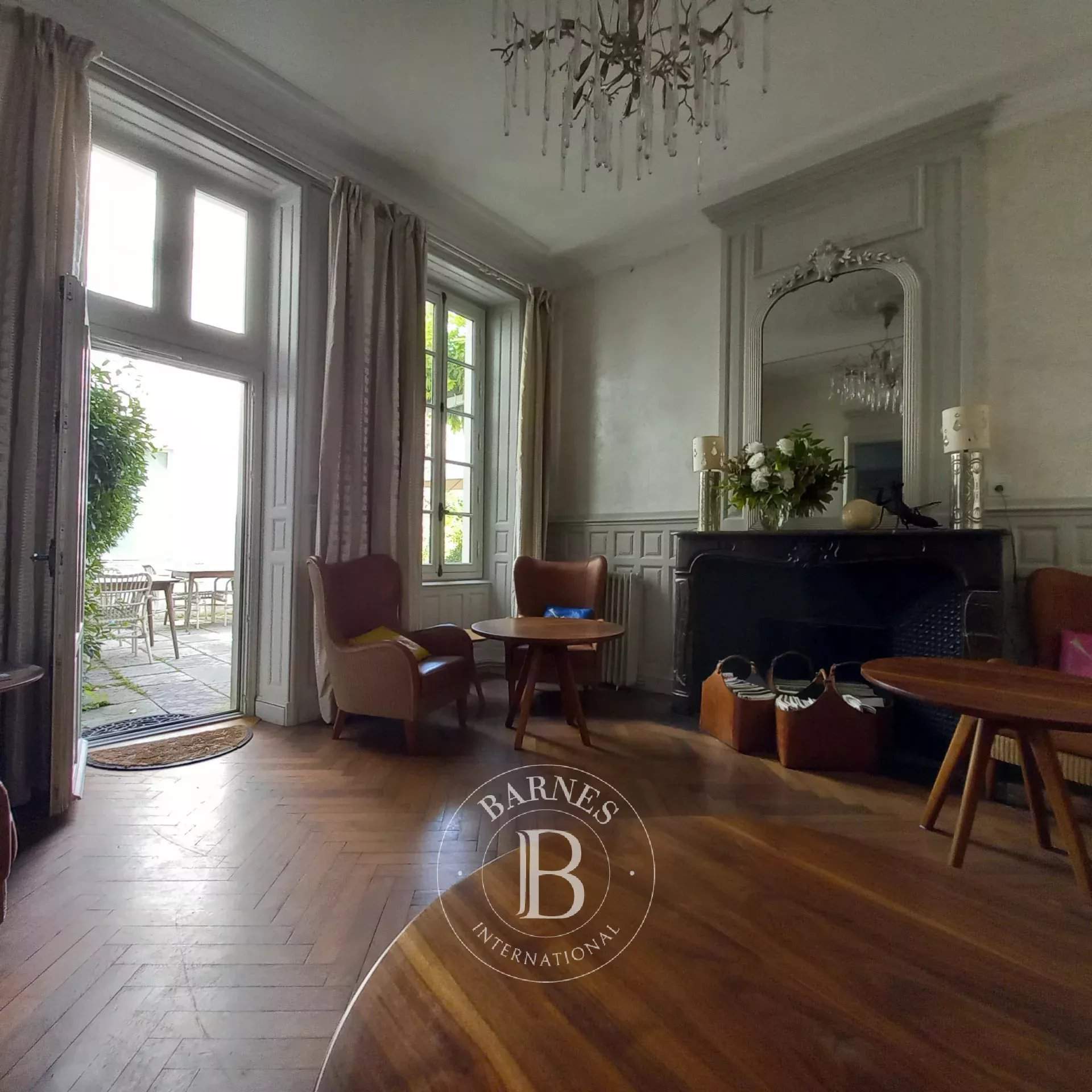 La Rochelle  - House 9 Bedrooms - picture 4
