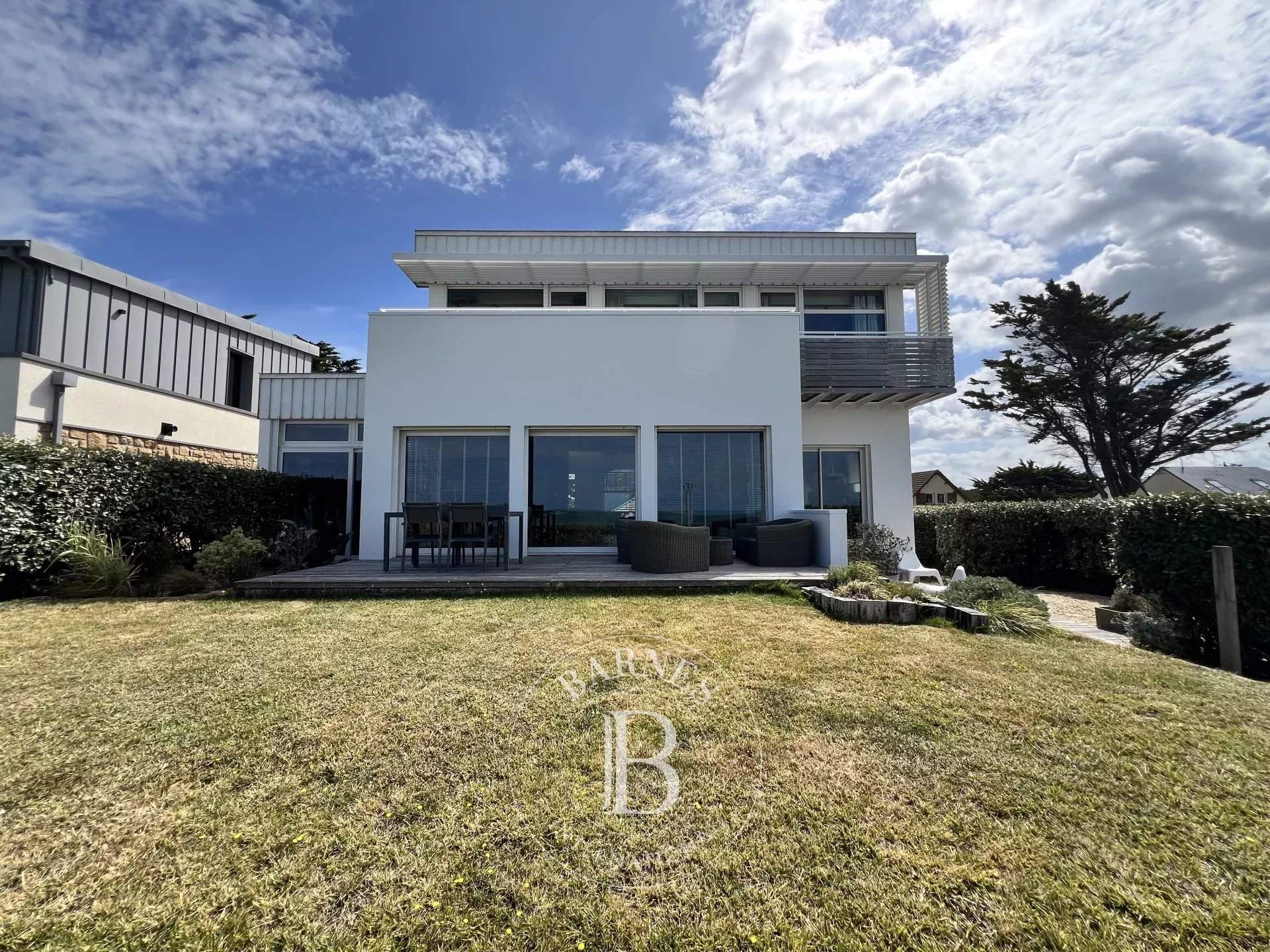 Granville  - House 4 Bedrooms - picture 2