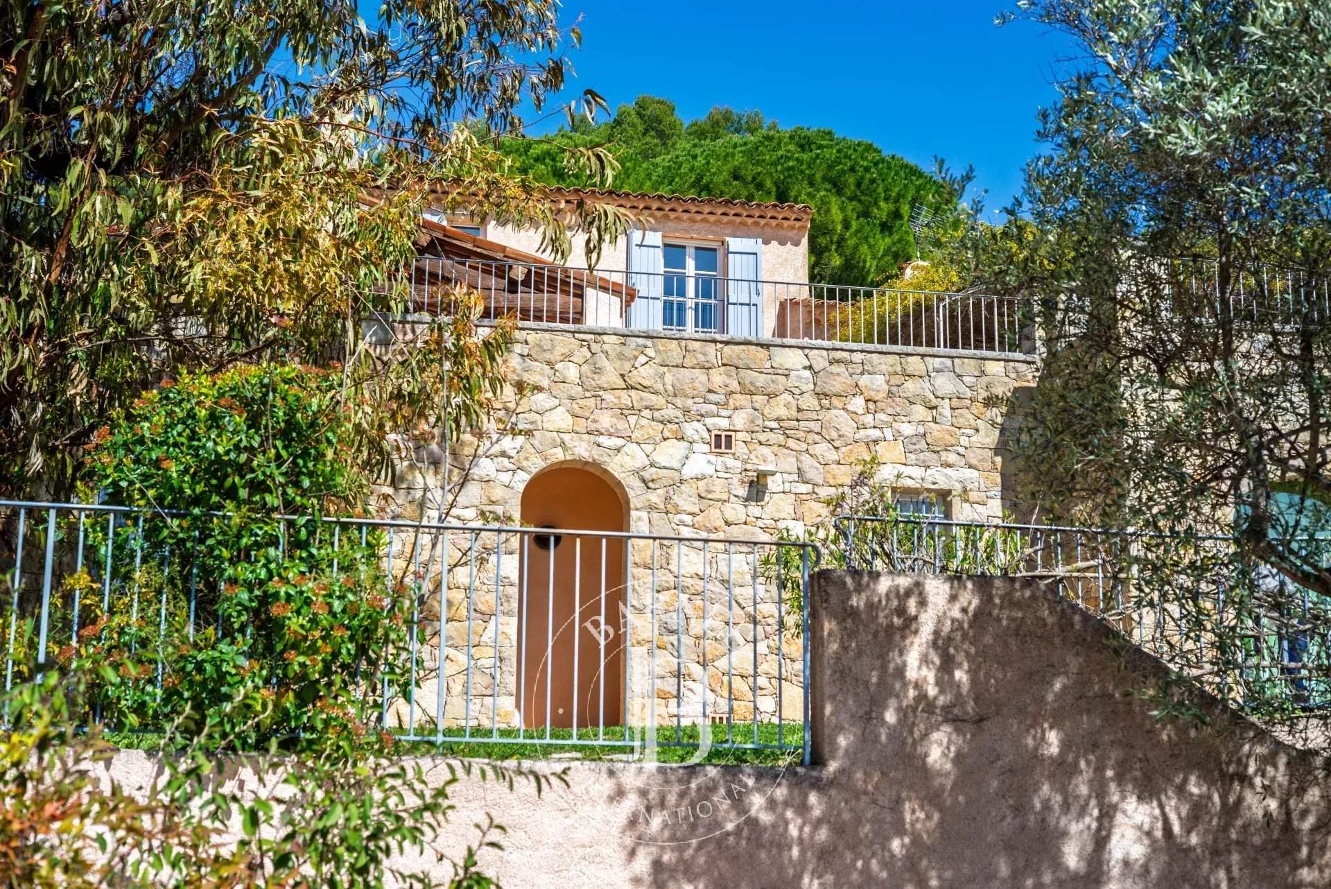 Fayence  - Maison 8 Pi&egrave;ces 5 Chambres - picture 8