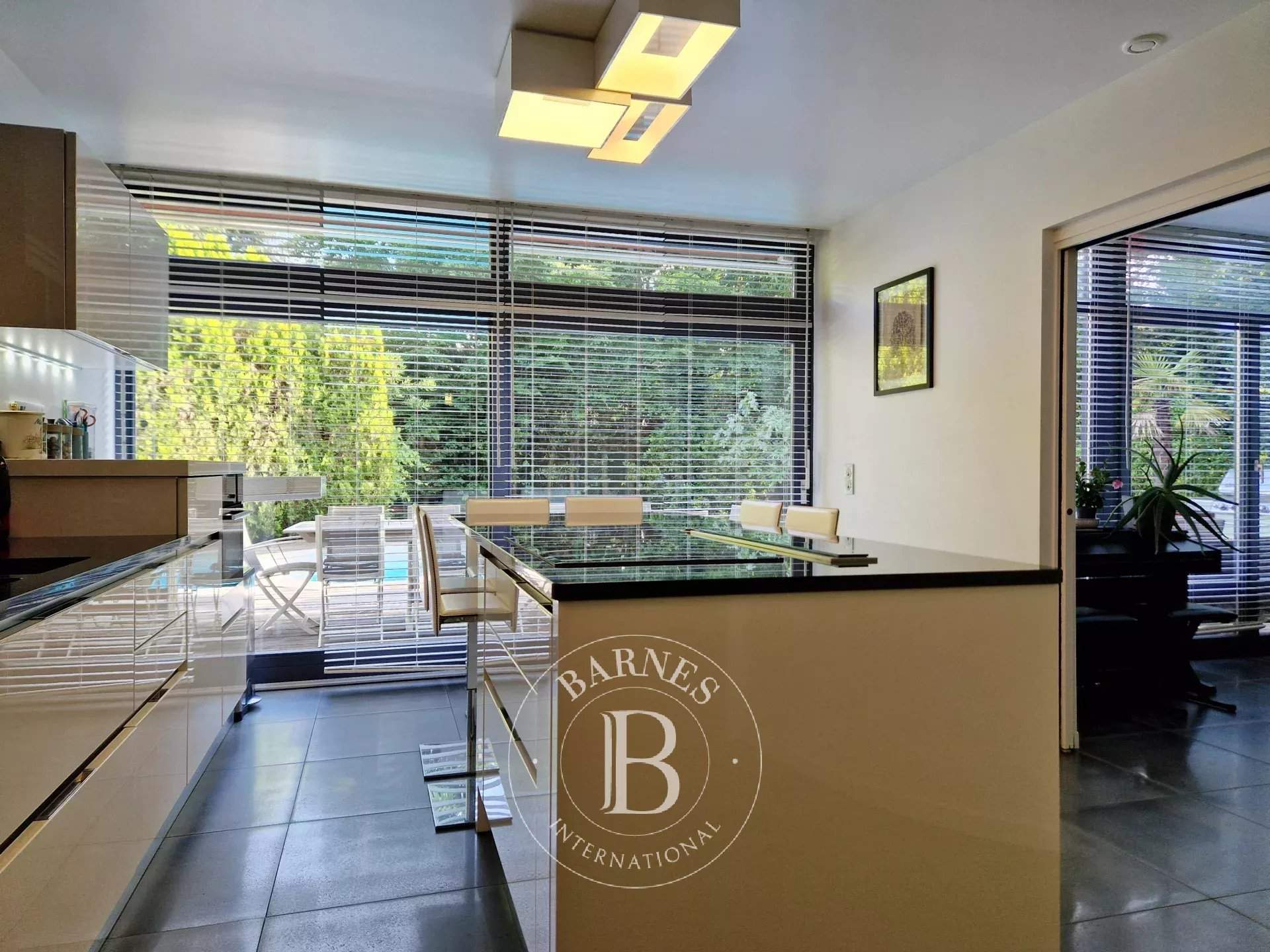 Montlignon  - Maison 10 Pi&egrave;ces 5 Chambres - picture 8