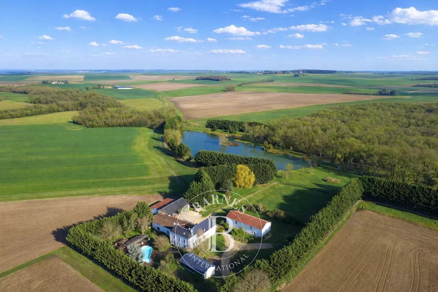 Châtellerault  - Manoir 9 Pi&egrave;ces 6 Chambres - picture 2