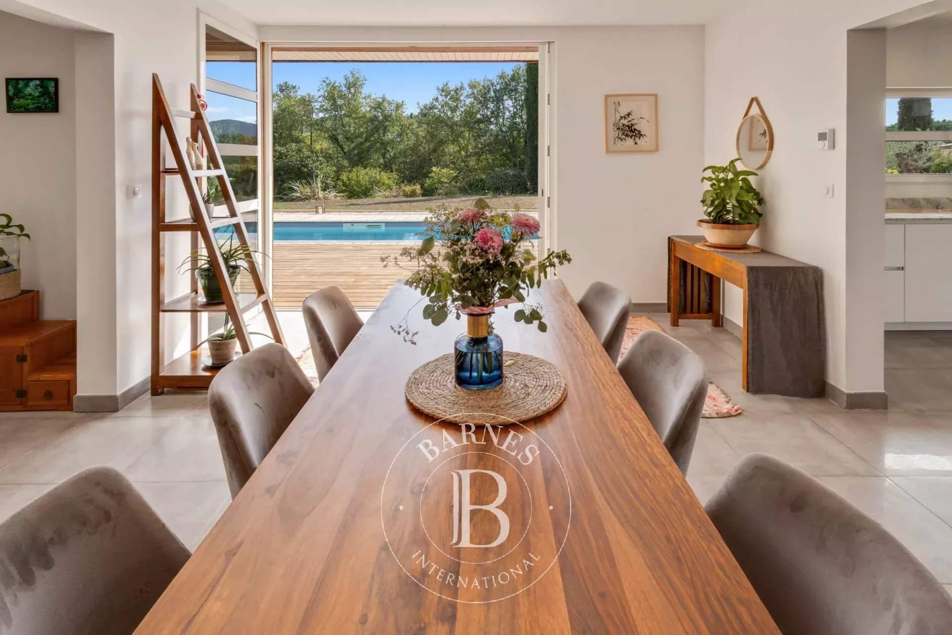 Bagnols-en-Forêt  - Villa 10 Pi&egrave;ces 4 Chambres - picture 19