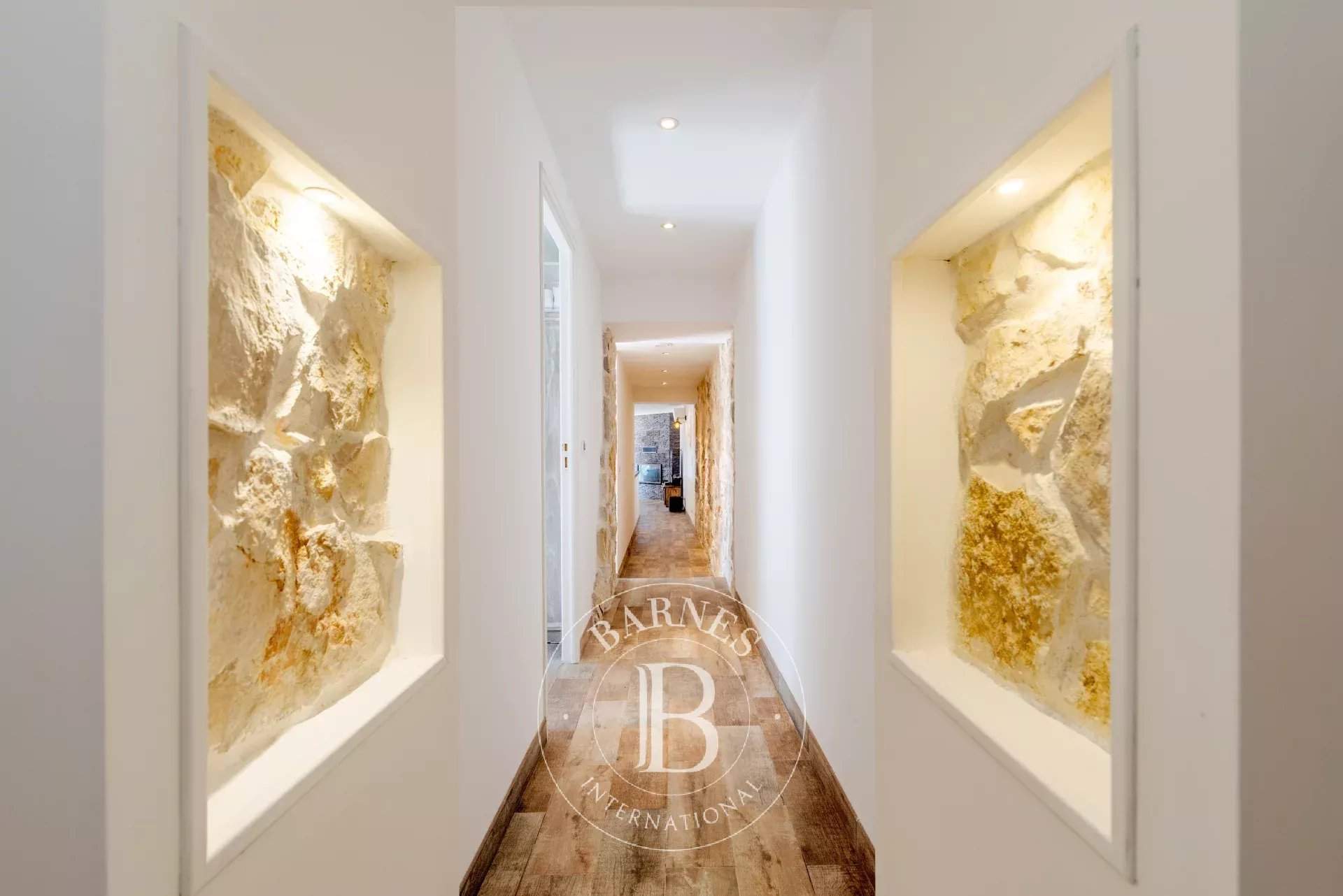 Bagnols-en-Forêt  - Mas 7 Pi&egrave;ces 3 Chambres - picture 17