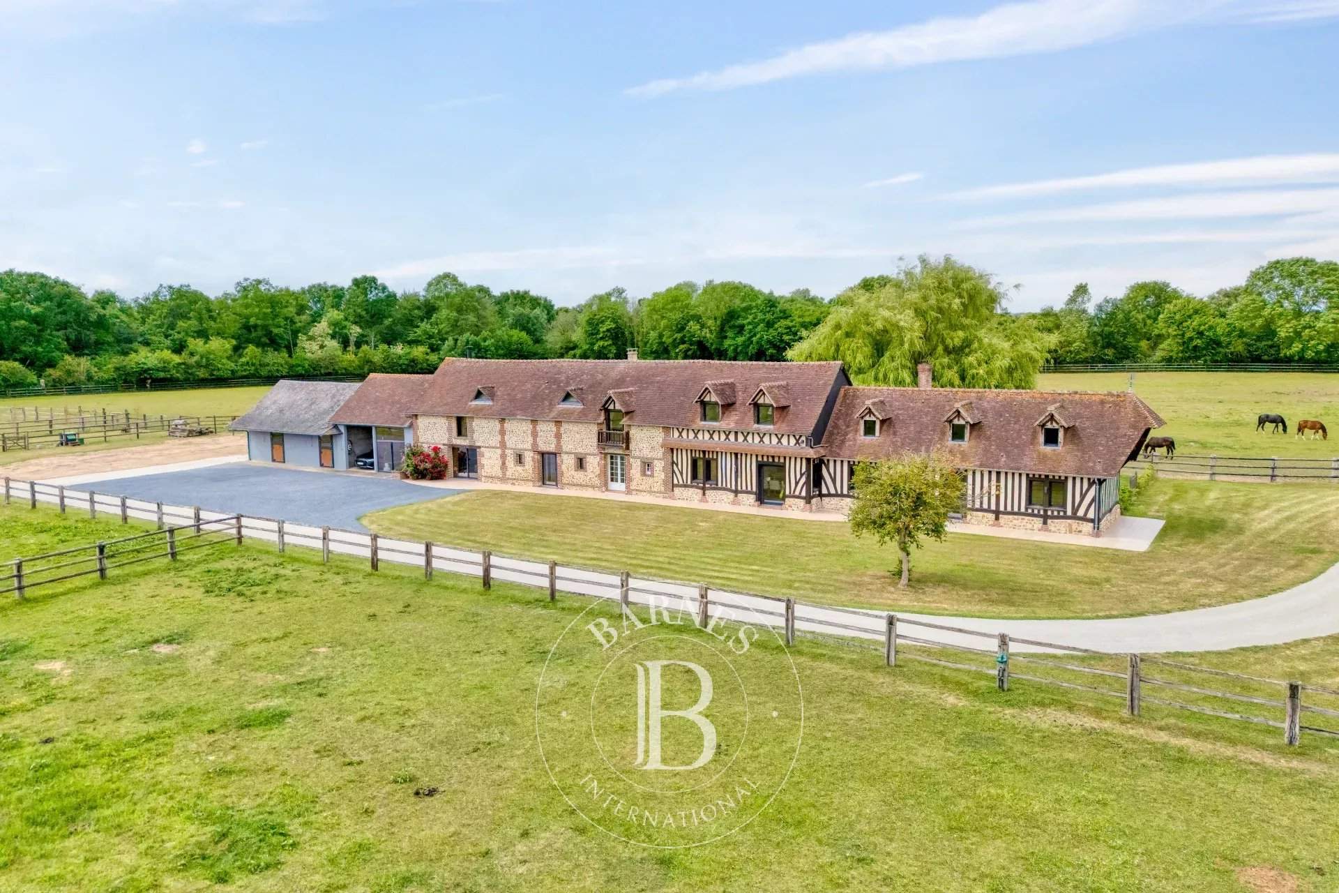 Orbec  - Equestrian estate  - picture 2