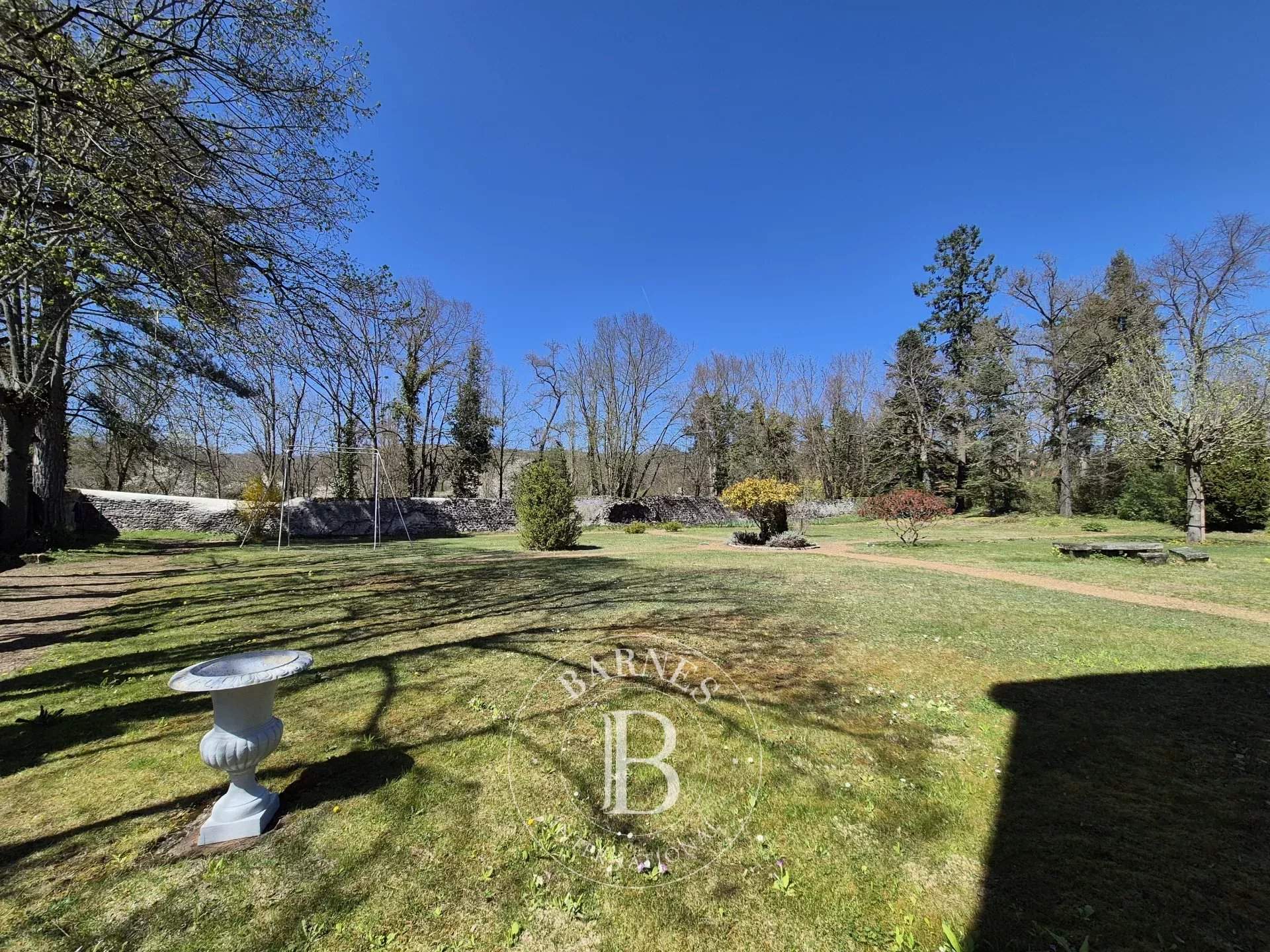 Saint-Saturnin  - Maison 9 Pièces 5 Chambres - picture 5