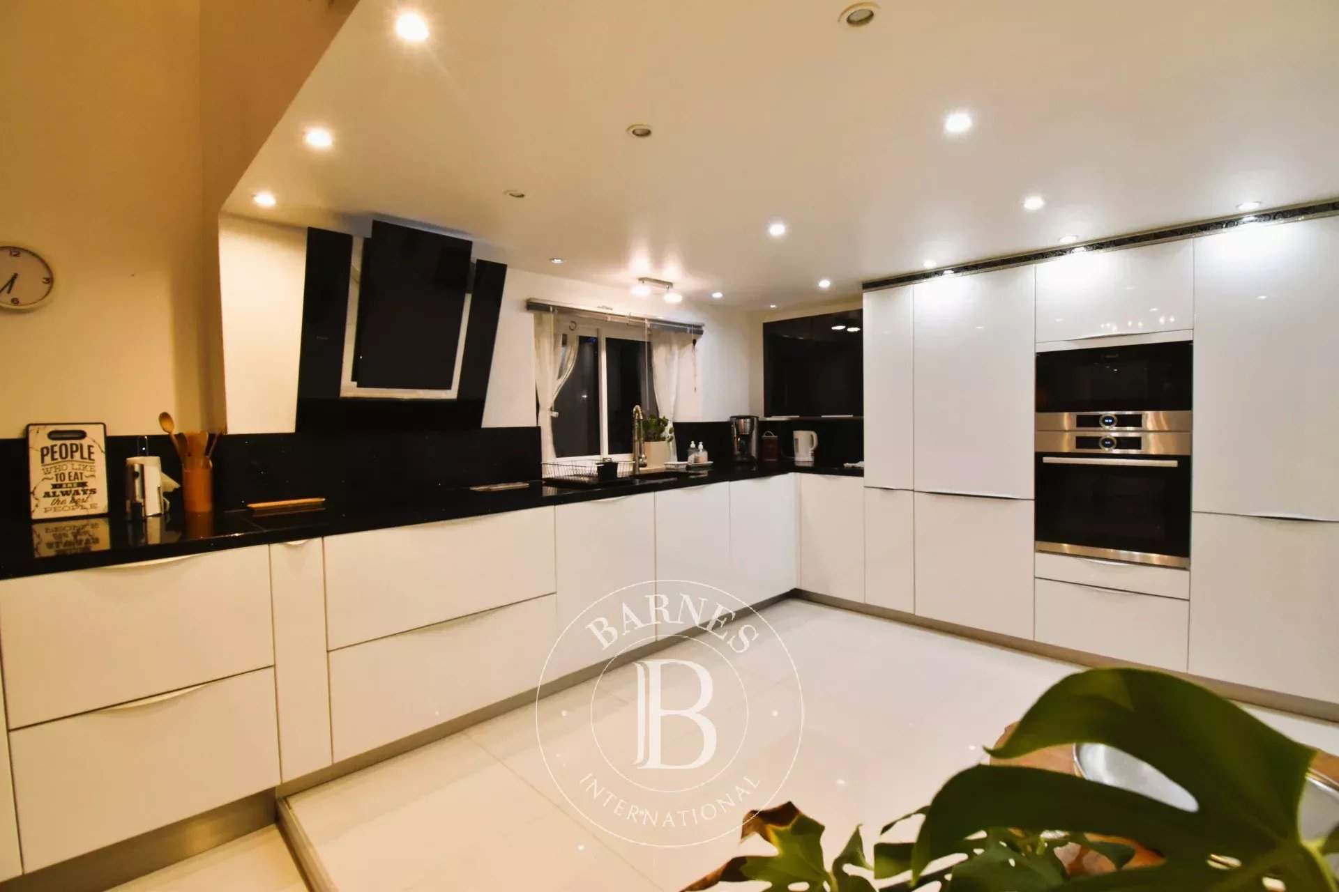 Tremblay-les-Villages  - Maison 21 Pi&egrave;ces 8 Chambres - picture 18