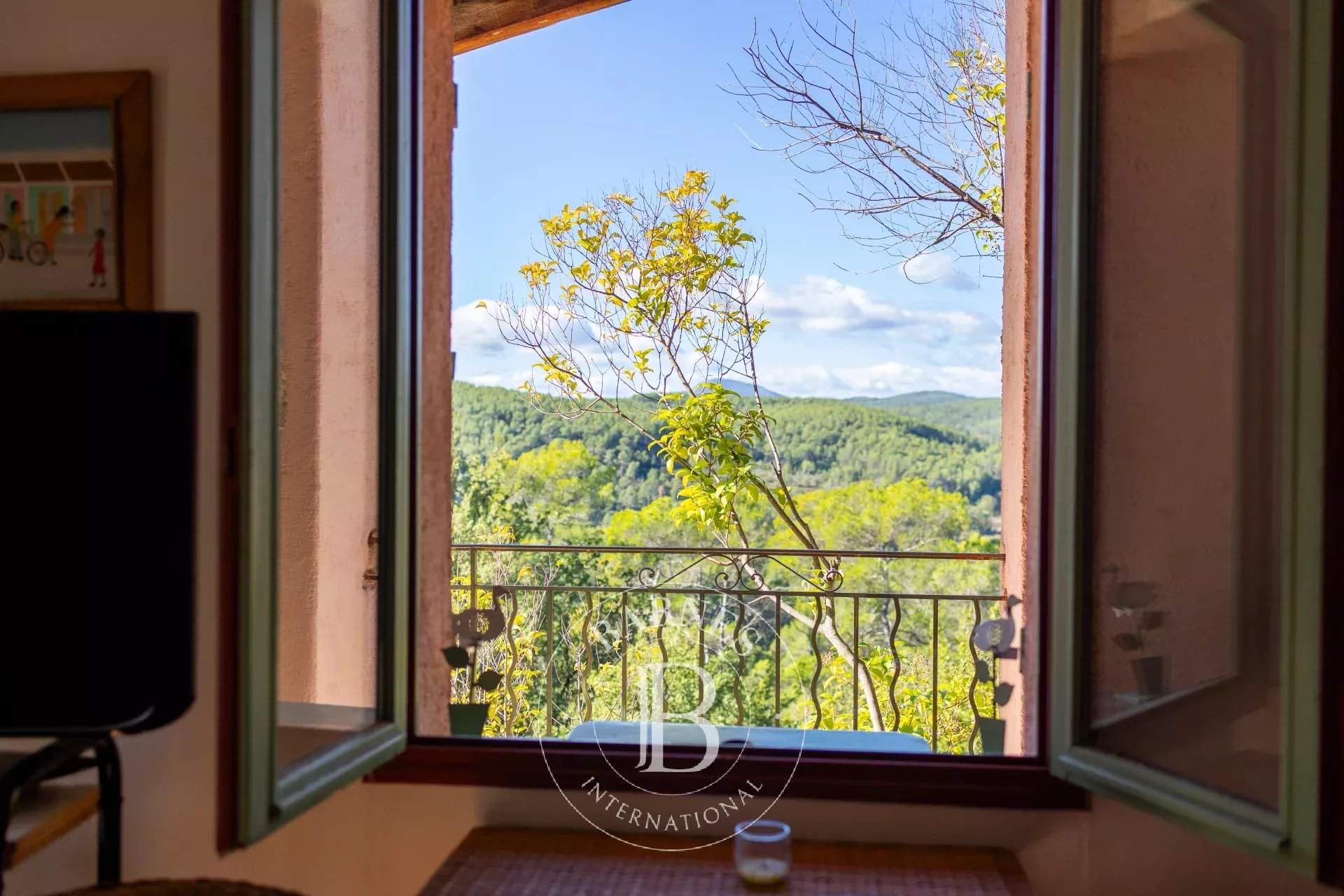 Entrecasteaux  - Property 7 Bedrooms - picture 13