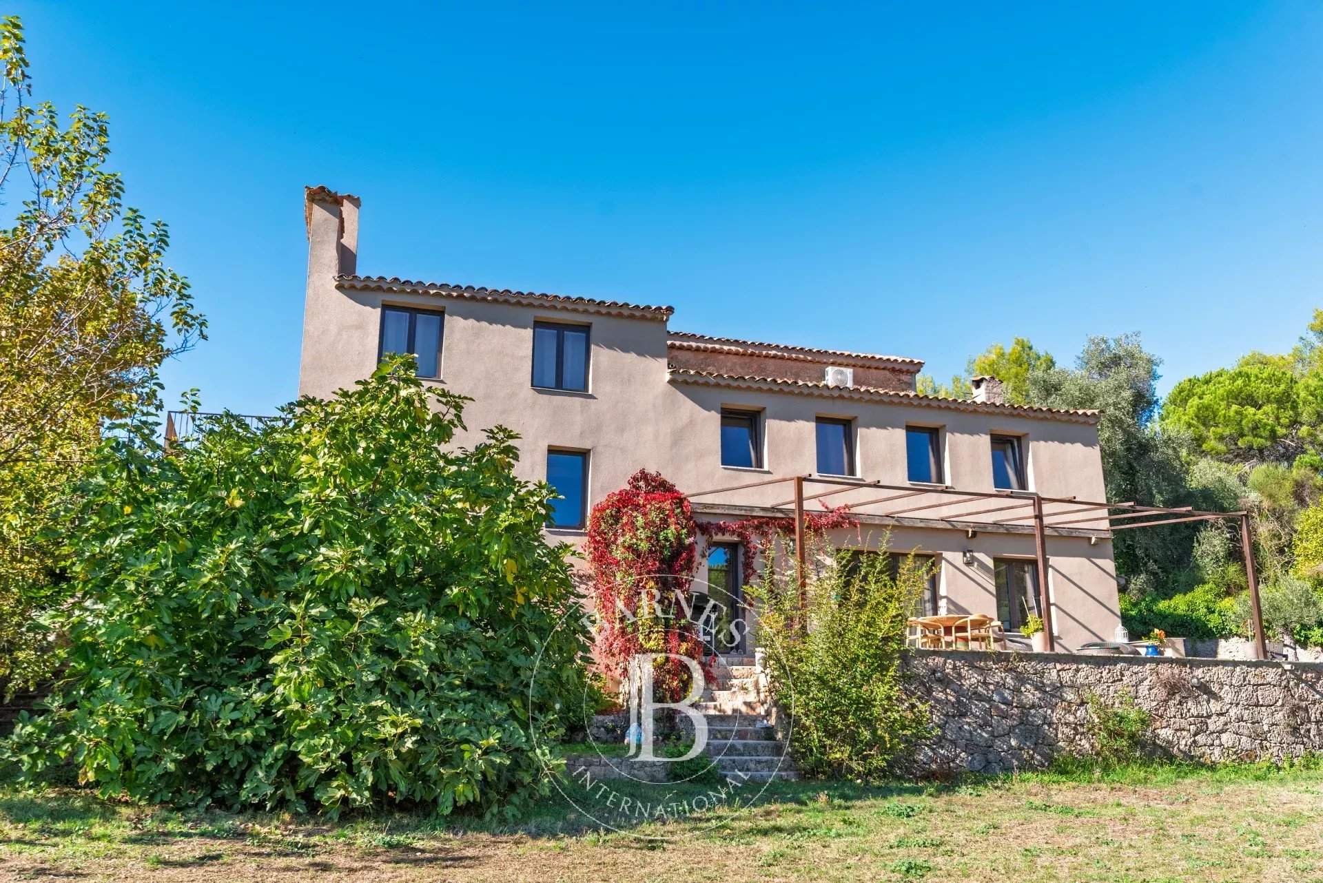 Bagnols-en-Forêt  - Propriété 10 Pi&egrave;ces 7 Chambres - picture 11