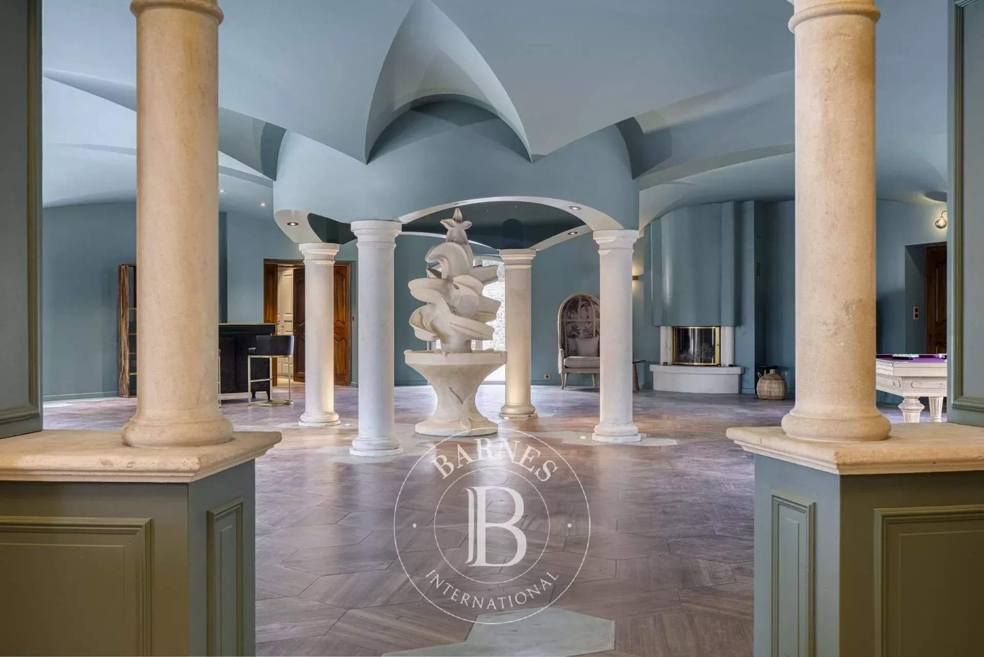 Suze-la-Rousse  - Maison 30 Pièces 11 Chambres - picture 11