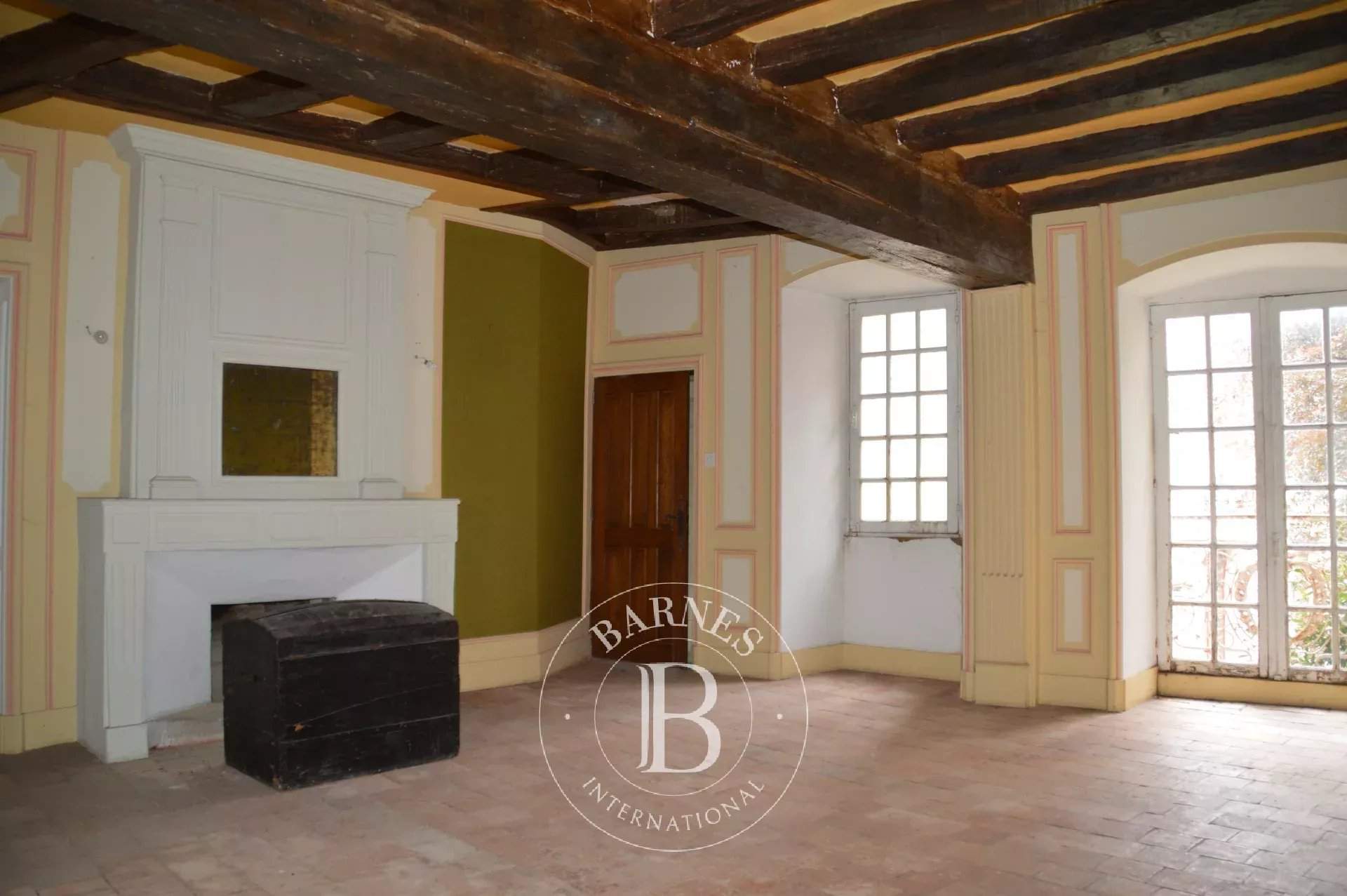 Loudun  - Mansion 6 Bedrooms - picture 8