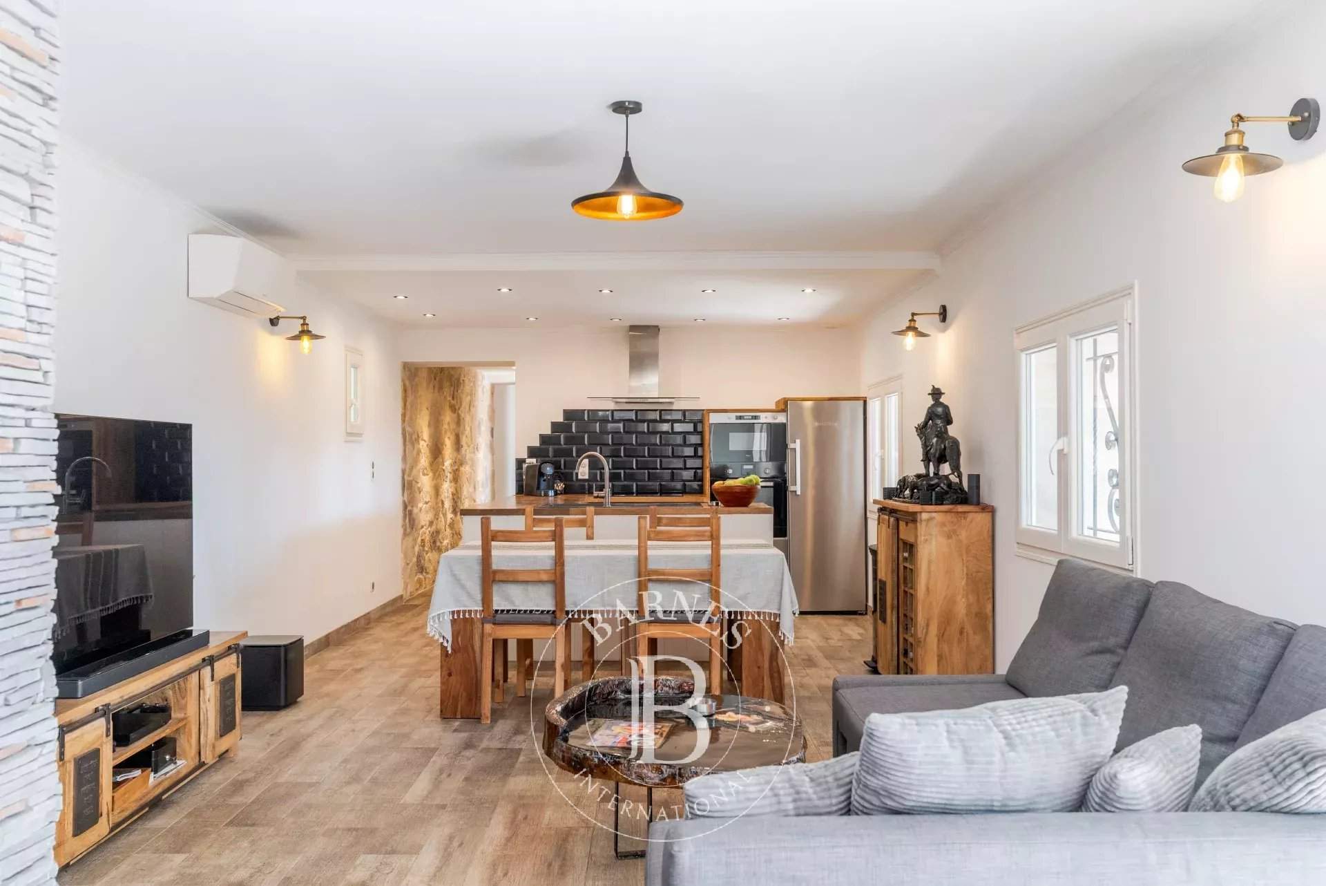 Bagnols-en-Forêt  - Mas 7 Pi&egrave;ces 3 Chambres - picture 16