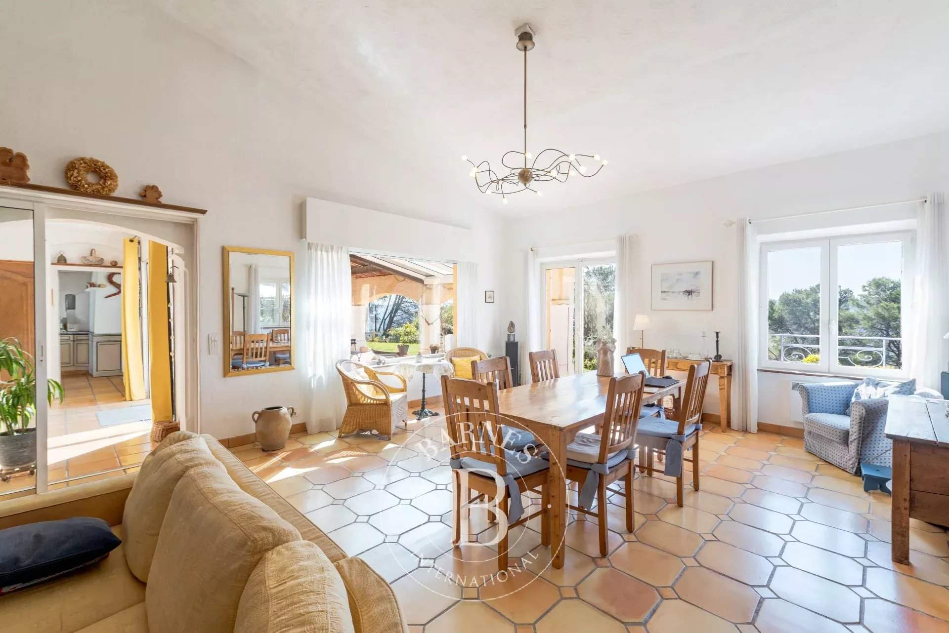 Lorgues  - Maison 8 Pi&egrave;ces 5 Chambres - picture 13