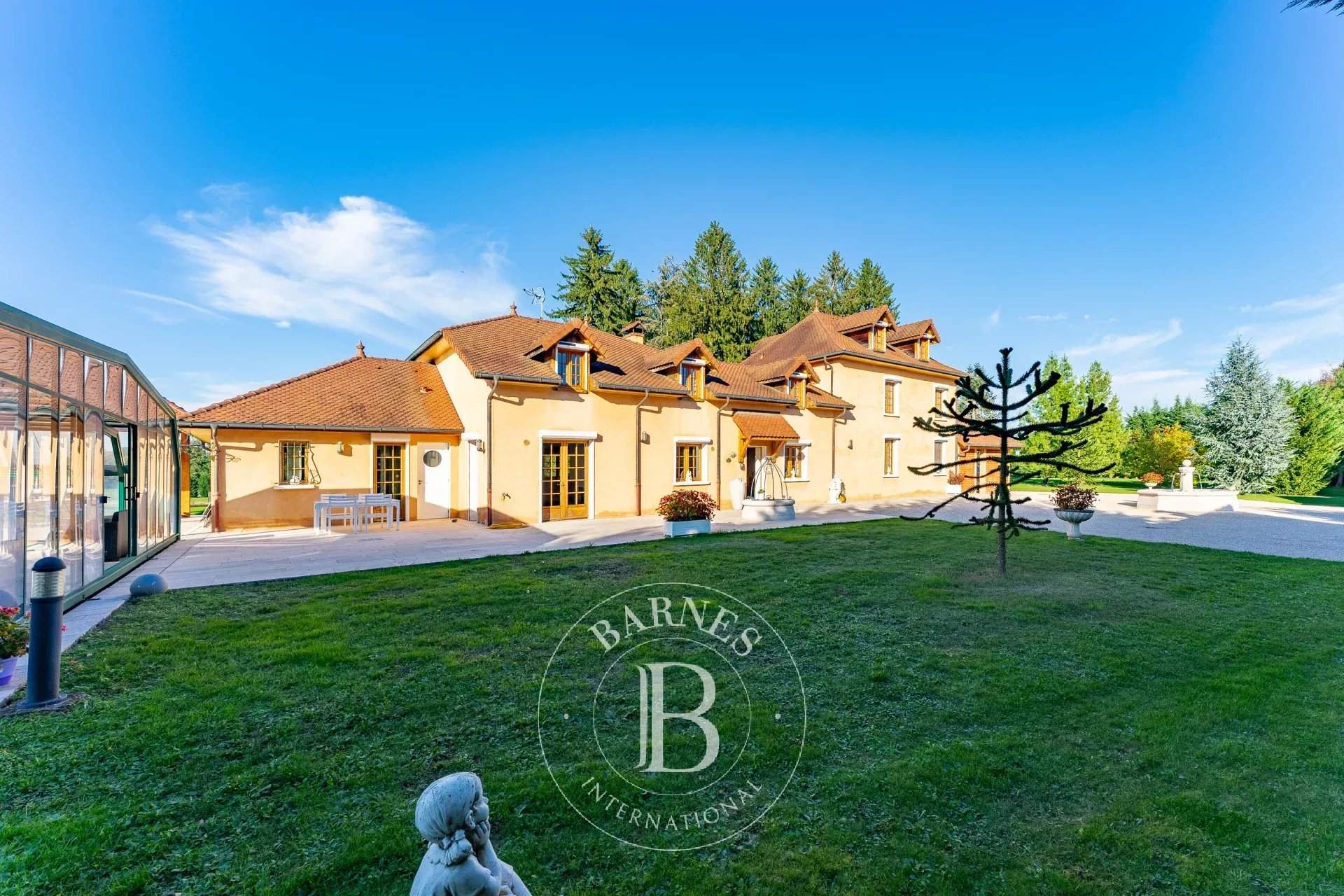 La Chapelle-de-la-Tour  - Maison 10 Pi&egrave;ces 9 Chambres - picture 19