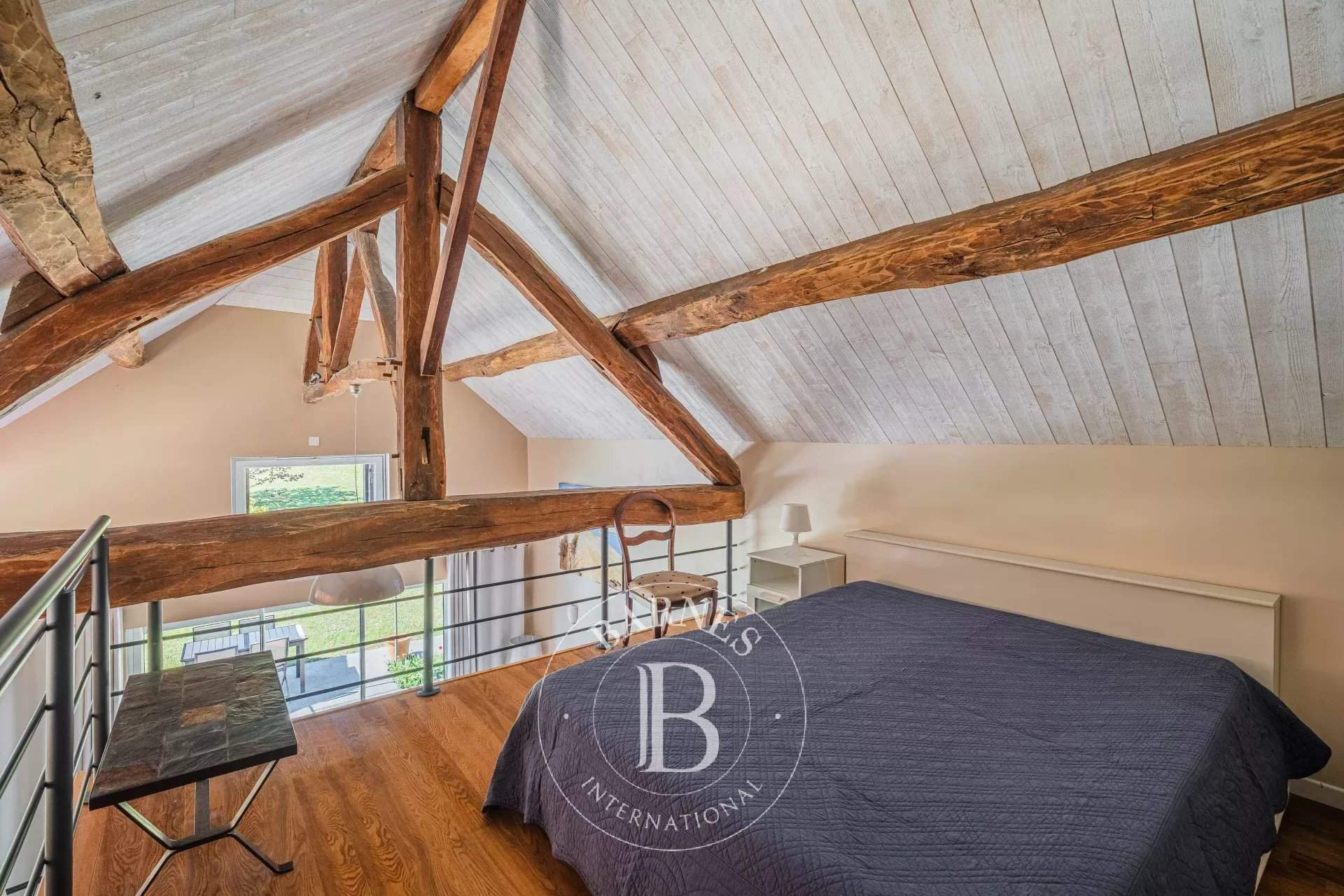 Bourgoin-Jallieu  - Maison 8 Pi&egrave;ces 5 Chambres - picture 15