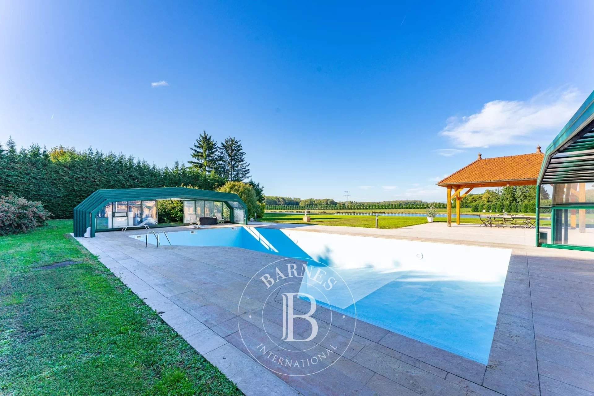 La Chapelle-de-la-Tour  - Maison 10 Pi&egrave;ces 9 Chambres - picture 14