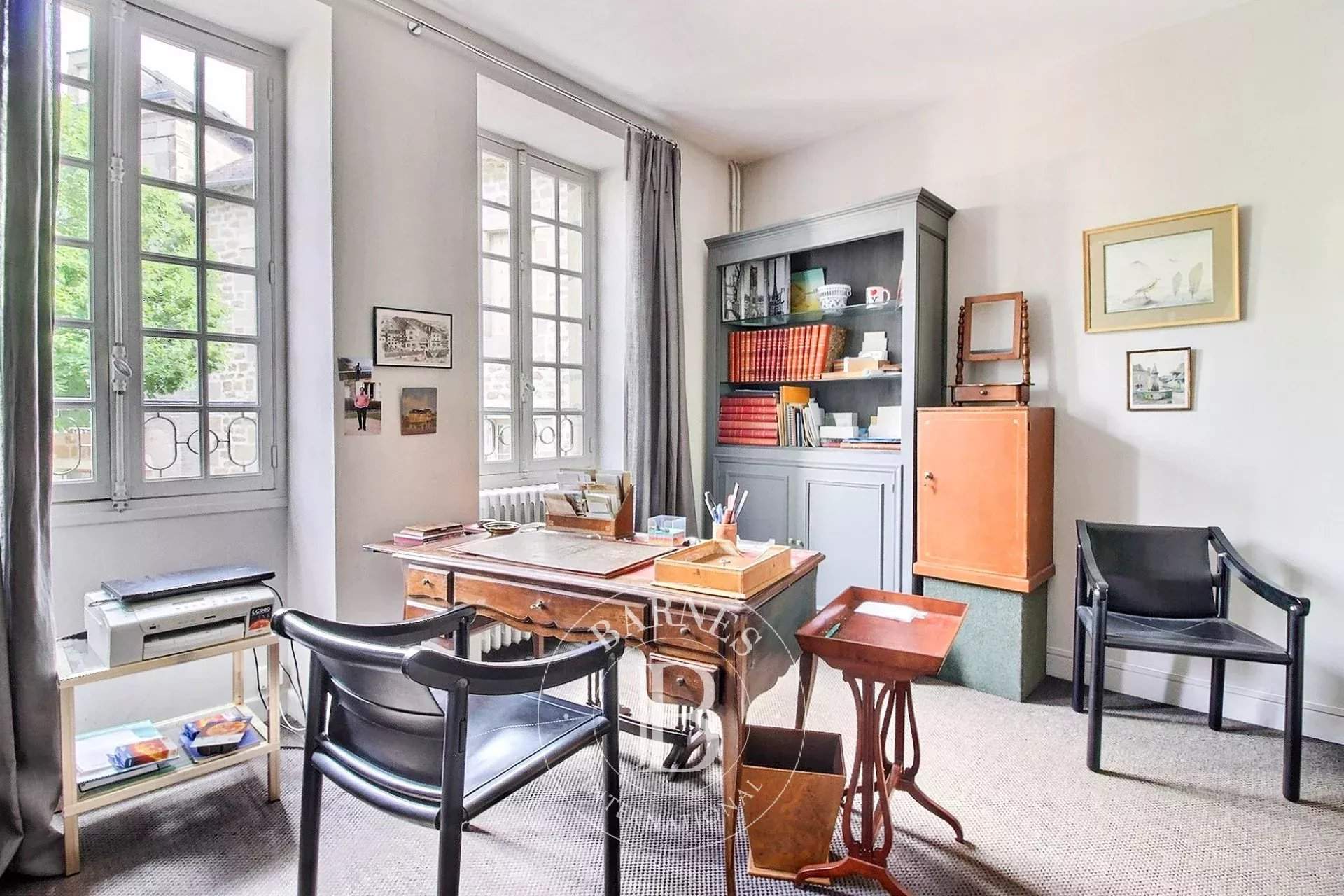 Brive-la-Gaillarde  - Maison de ville 7 Pi&egrave;ces 5 Chambres - picture 8