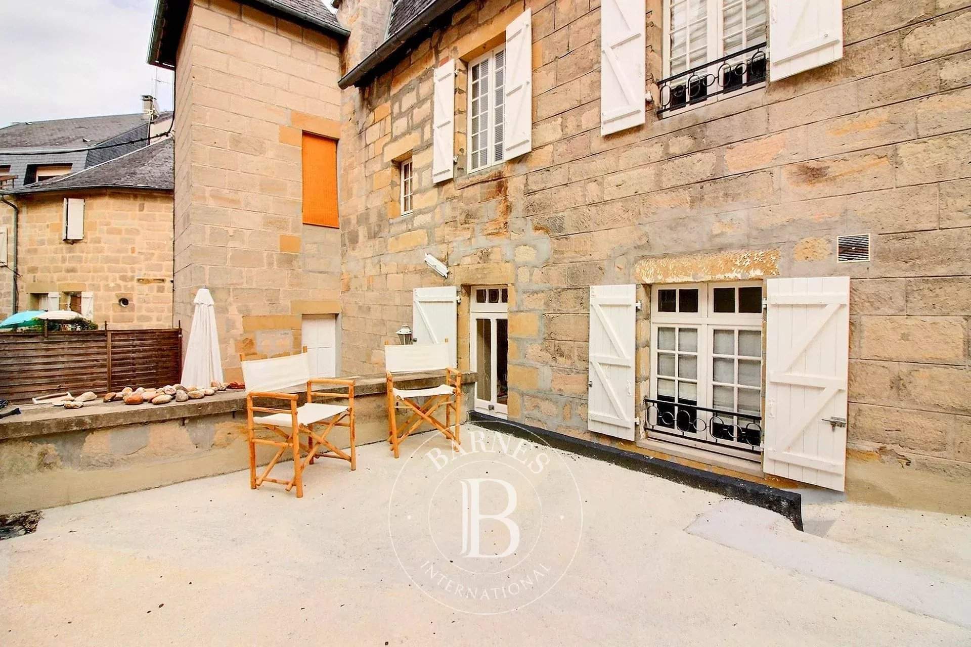 Brive-la-Gaillarde  - Maison de ville 7 Pi&egrave;ces 5 Chambres - picture 16