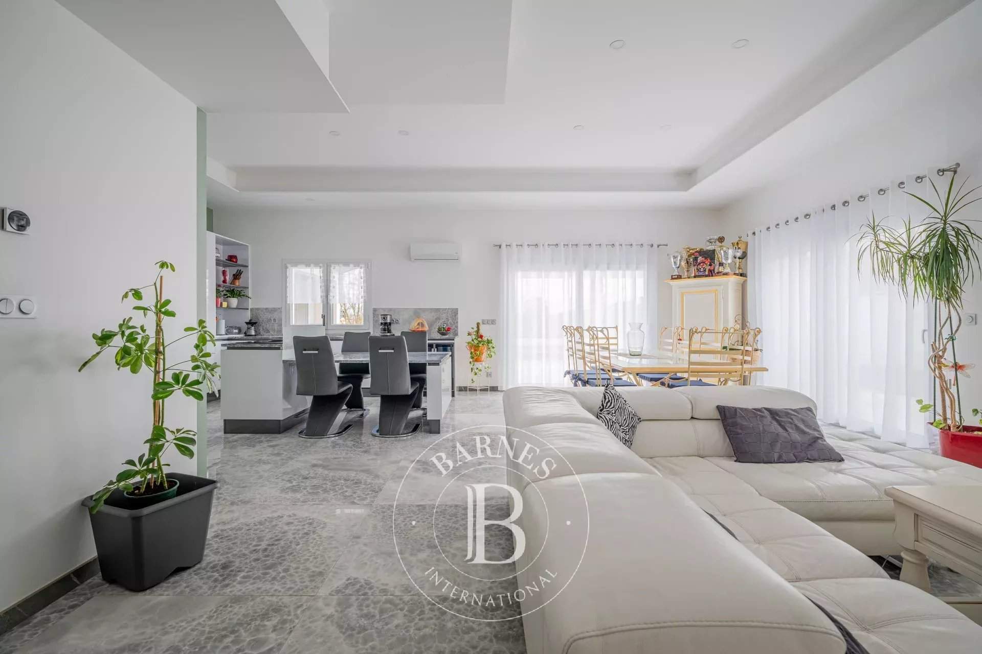 Bourgoin-Jallieu  - Maison 6 Pi&egrave;ces 3 Chambres - picture 4