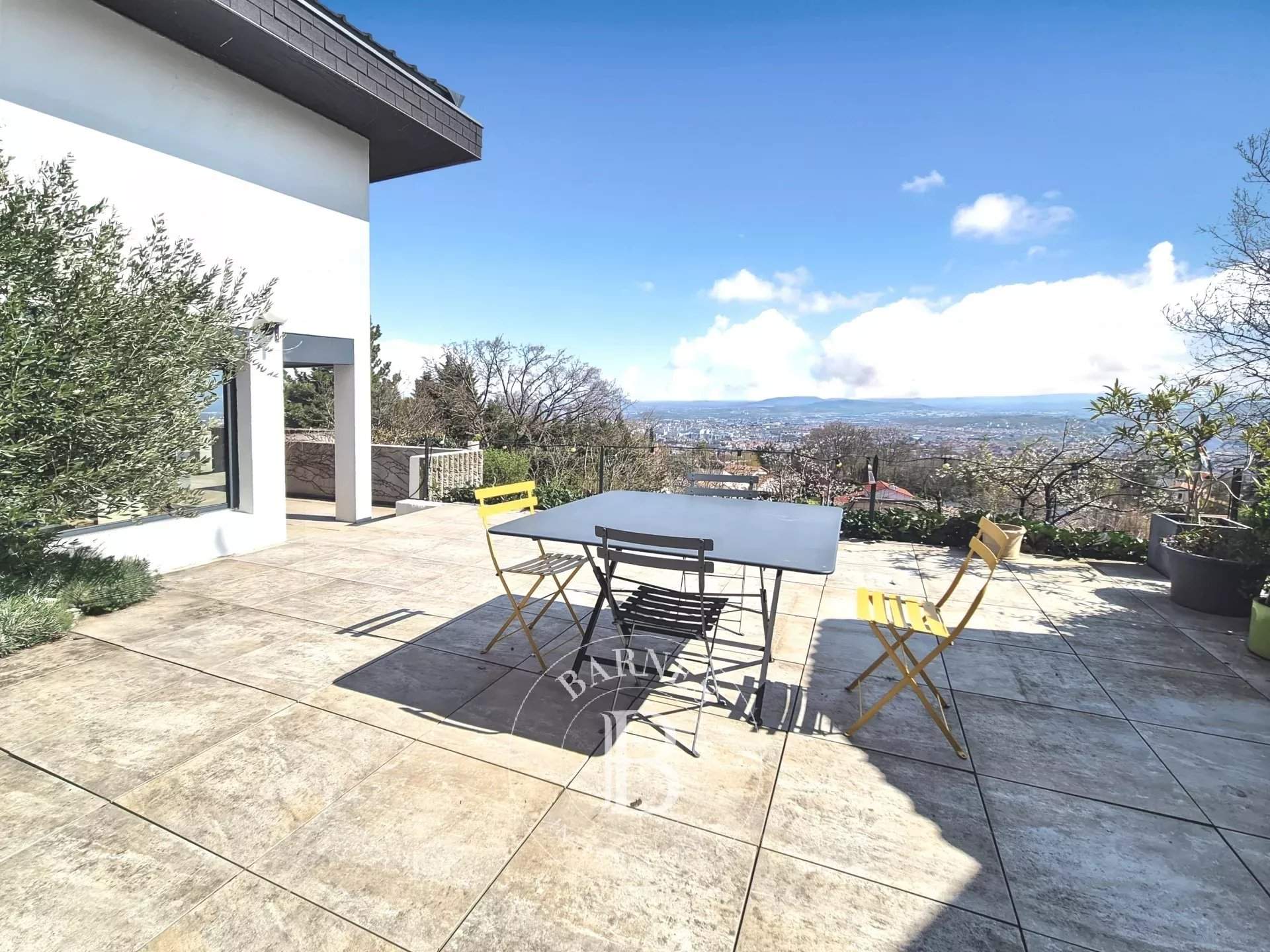 Ceyrat  - Maison 10 Pi&egrave;ces 6 Chambres - picture 10