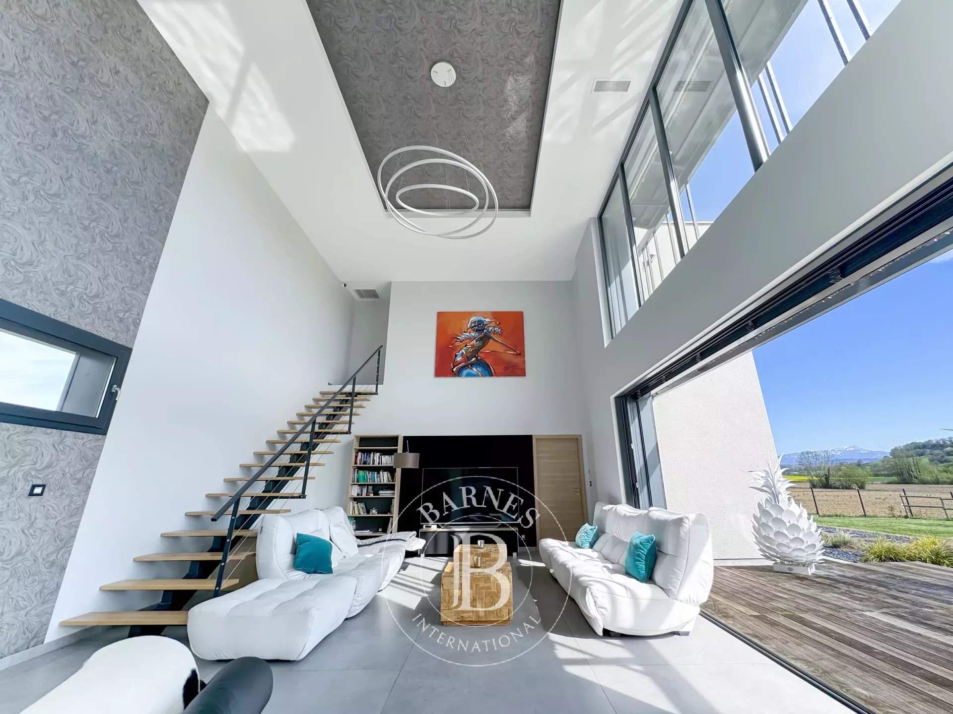 Les Abrets en Dauphiné  - Maison 13 Pièces 7 Chambres - picture 4