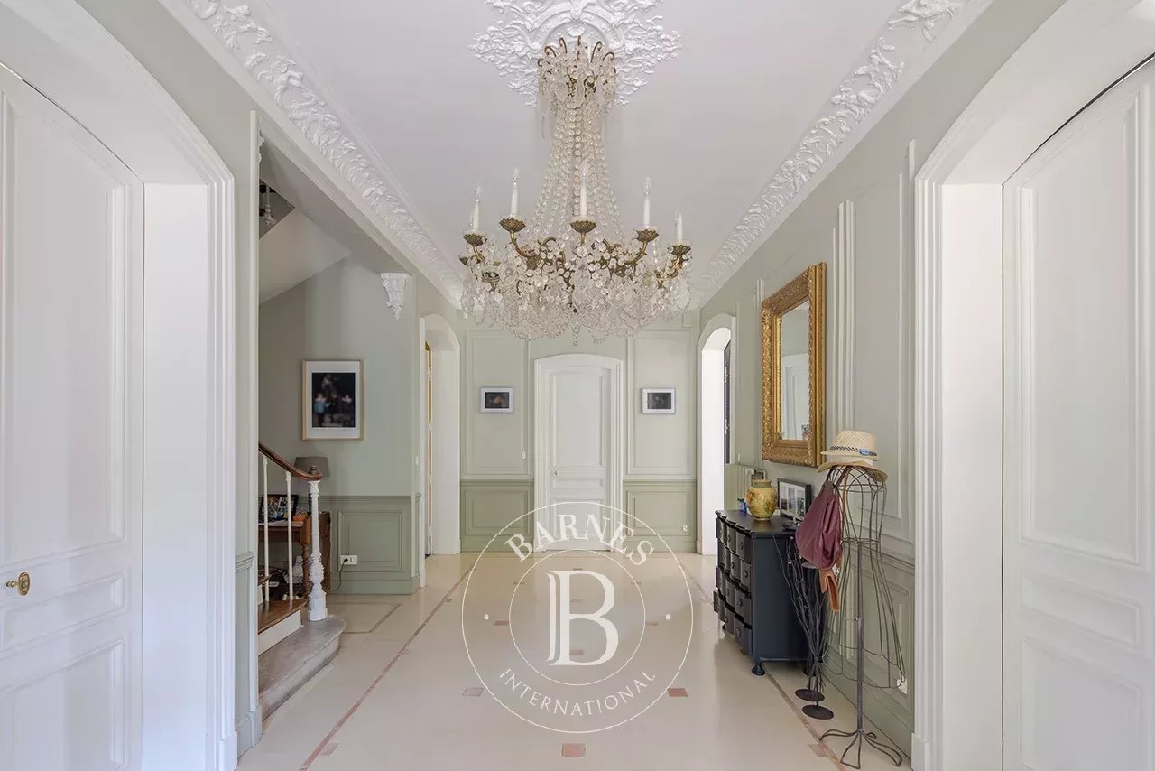 Chambray  - Property 12 Bedrooms - picture 11