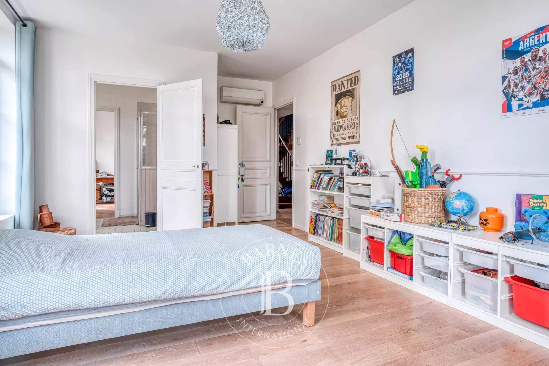 Chantilly  - Maison 7 Pi&egrave;ces 5 Chambres - picture 15