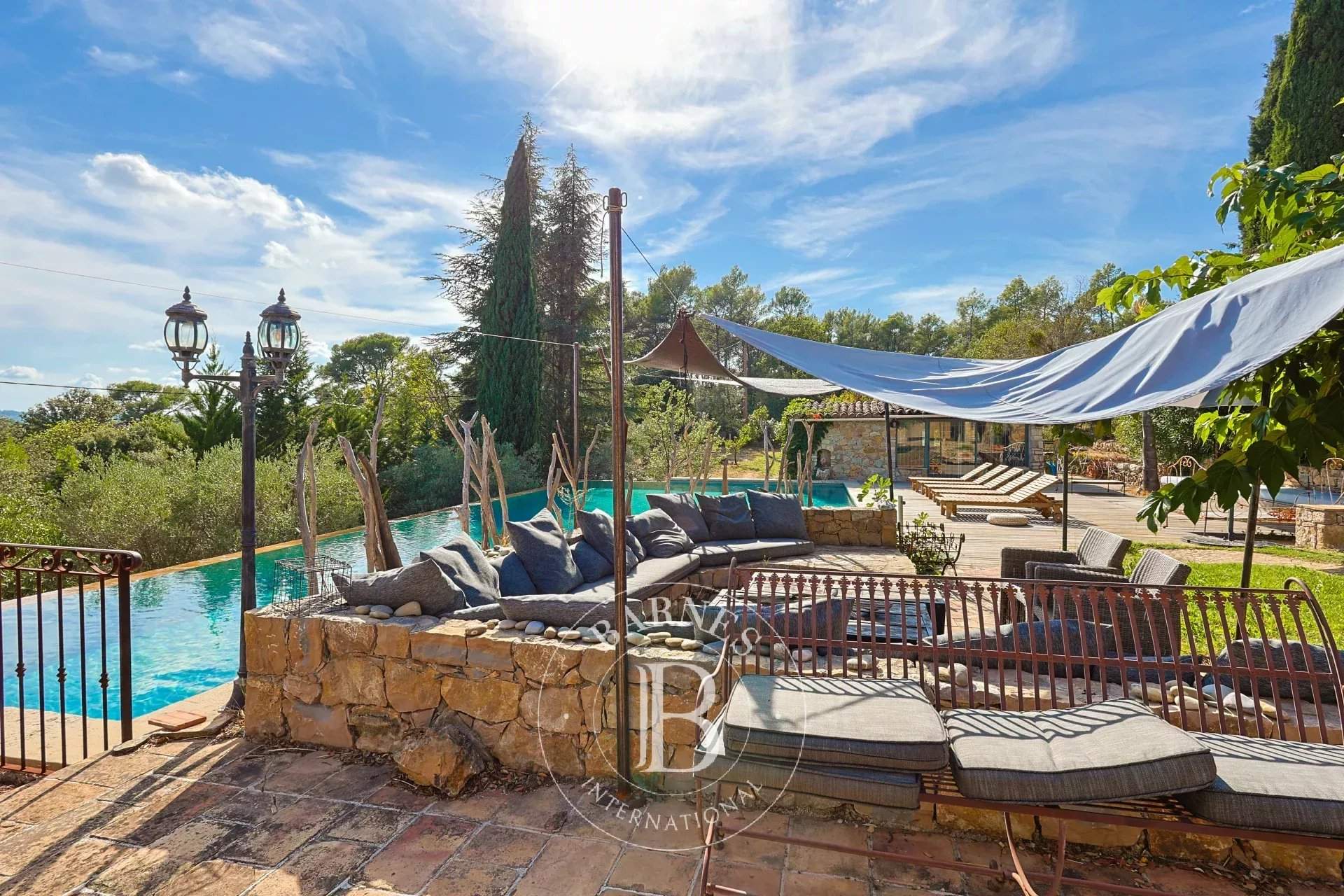 Entrecasteaux  - Property 13 Bedrooms - picture 7