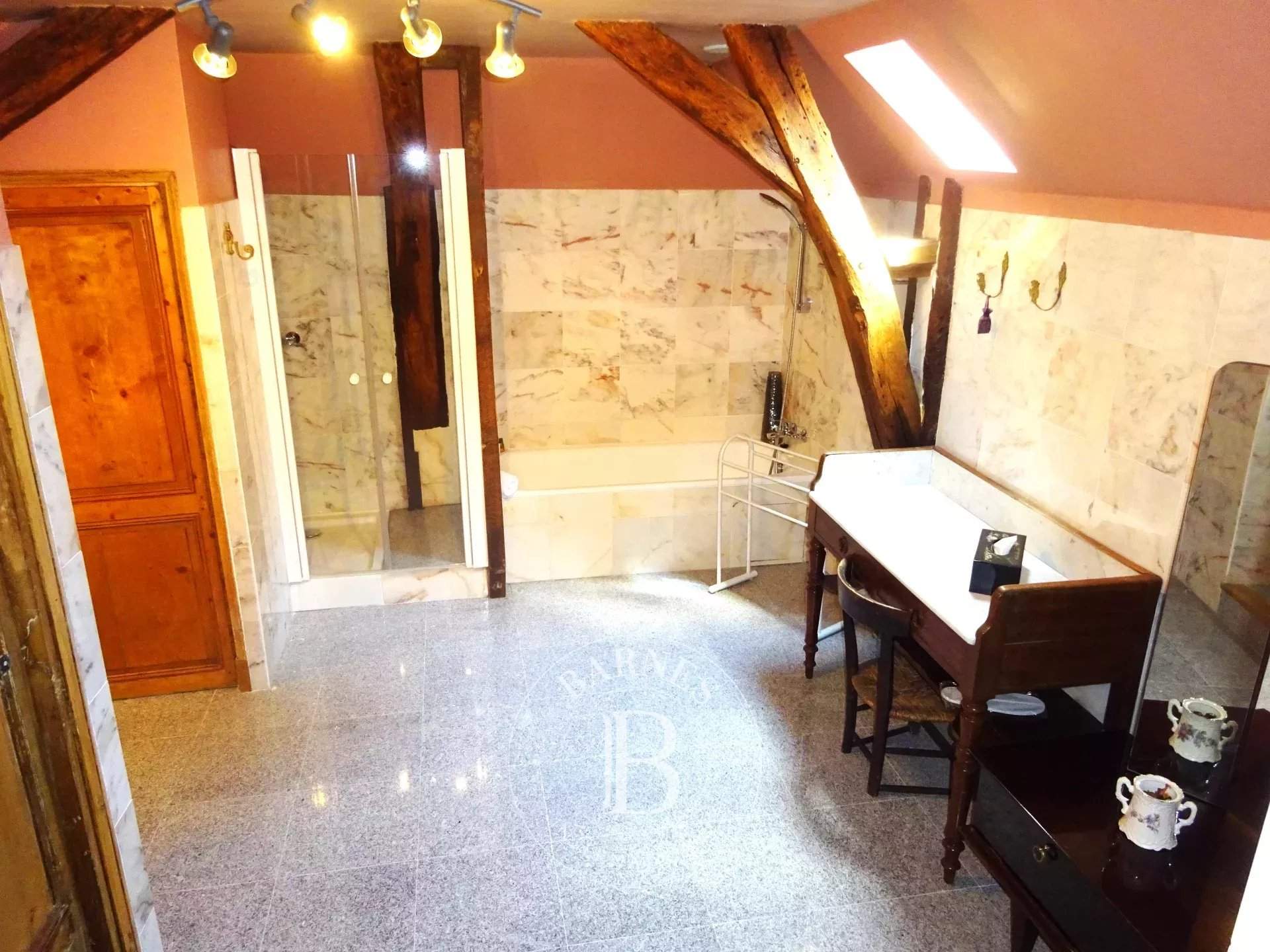 Avallon  - Château 35 Pi&egrave;ces 25 Chambres - picture 10