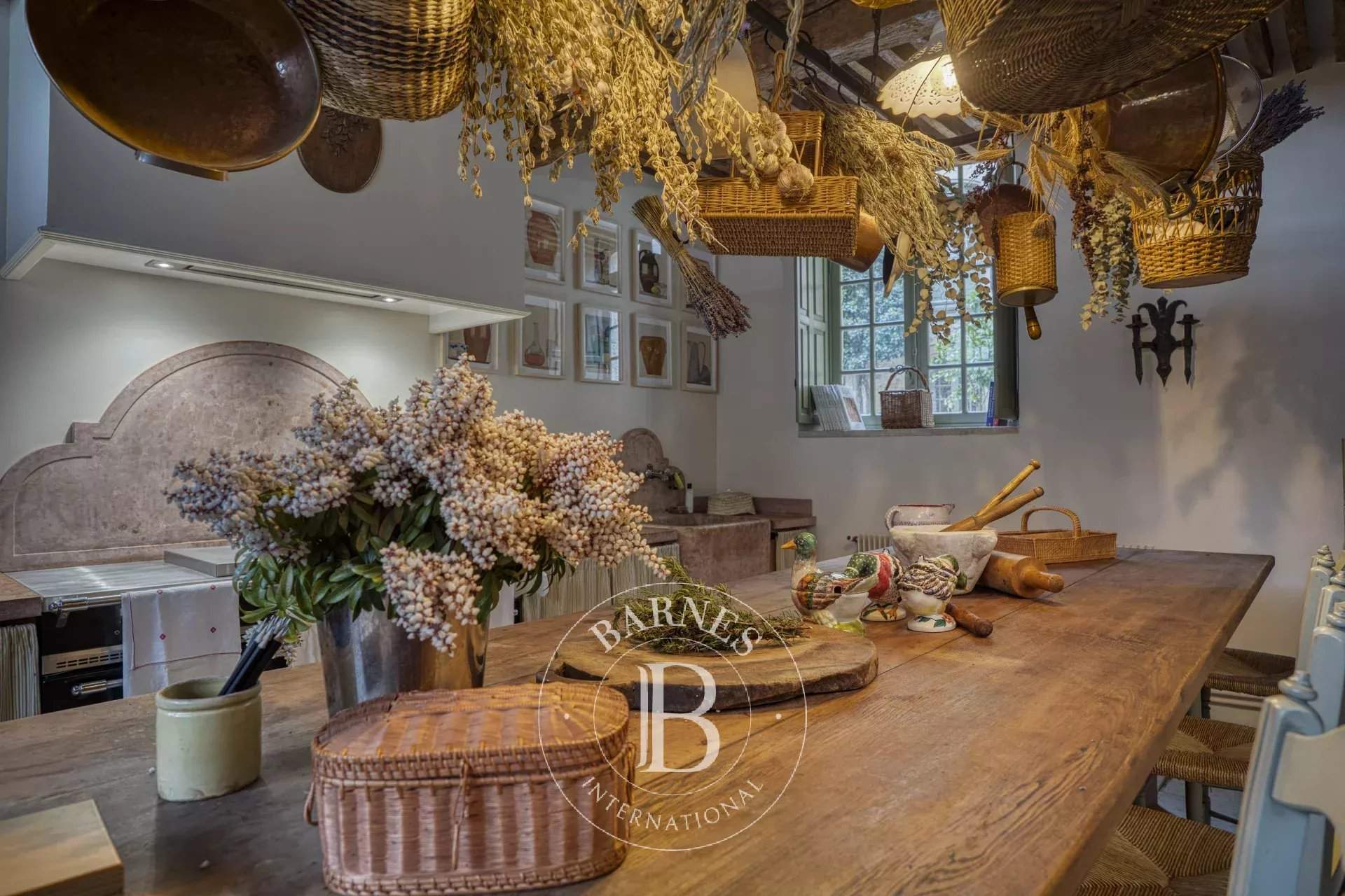 Grignan  - Maison 27 Pi&egrave;ces 8 Chambres - picture 14