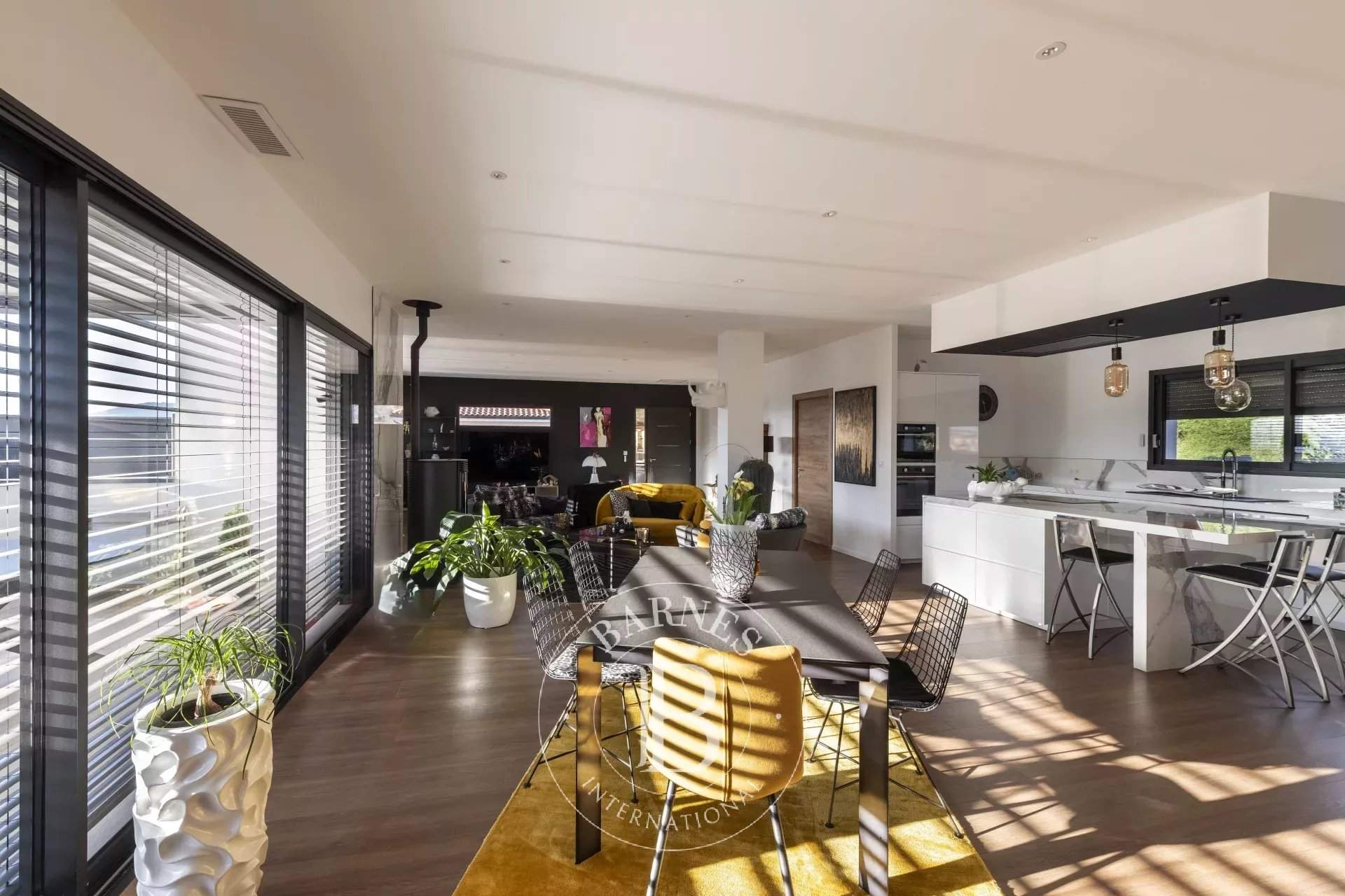 Veyre-Monton  - Casa 7 Cuartos 5 Habitaciones - picture 4