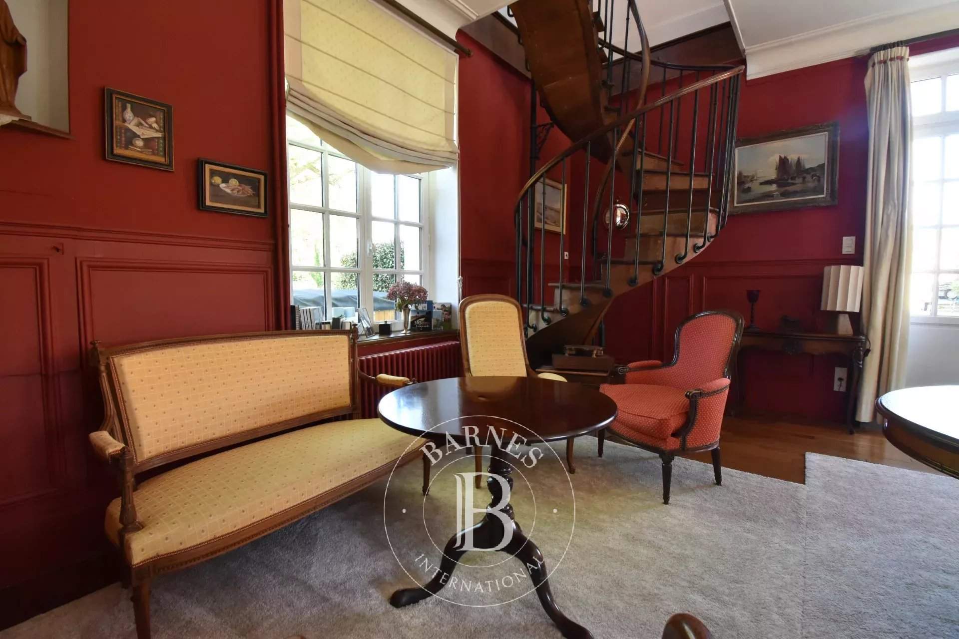 Vieille-Église-en-Yvelines  - Maison 13 Pi&egrave;ces 7 Chambres - picture 15