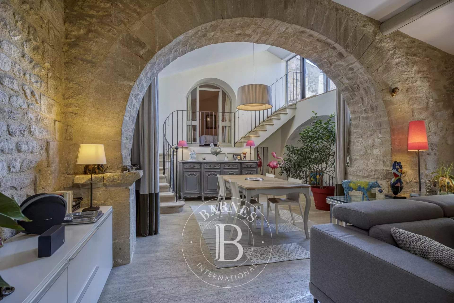 Malaucène  - Property 10 Bedrooms - picture 9