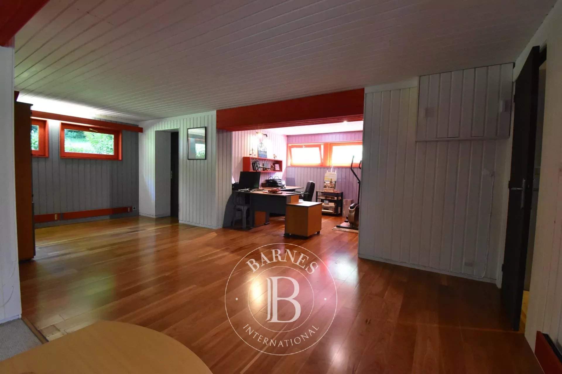 Senlisse  - Maison 10 Pi&egrave;ces 4 Chambres - picture 9