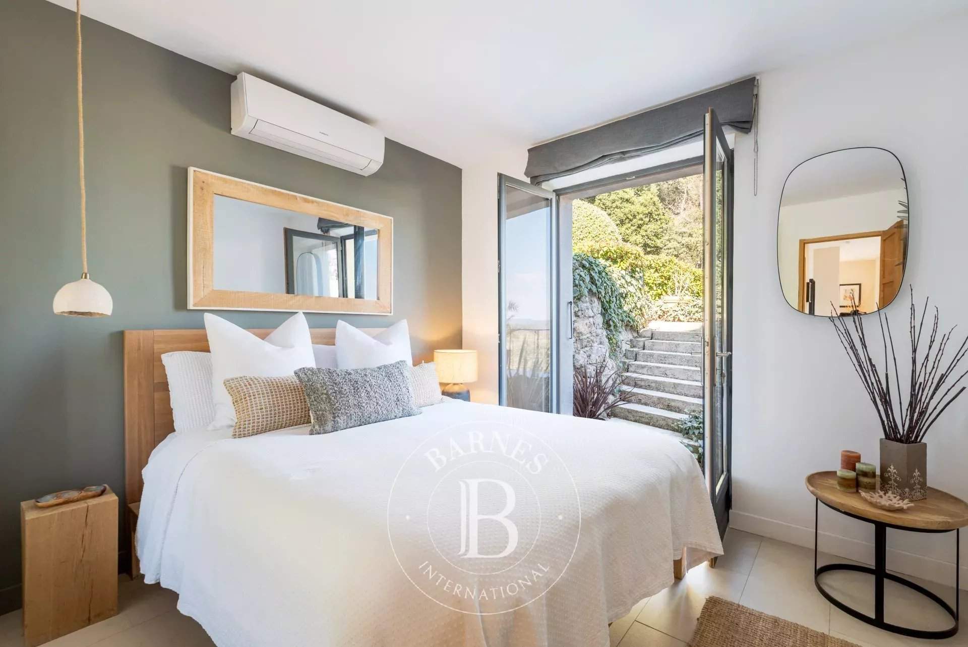 Bagnols-en-Forêt  - Maison 7 Pi&egrave;ces 3 Chambres - picture 17